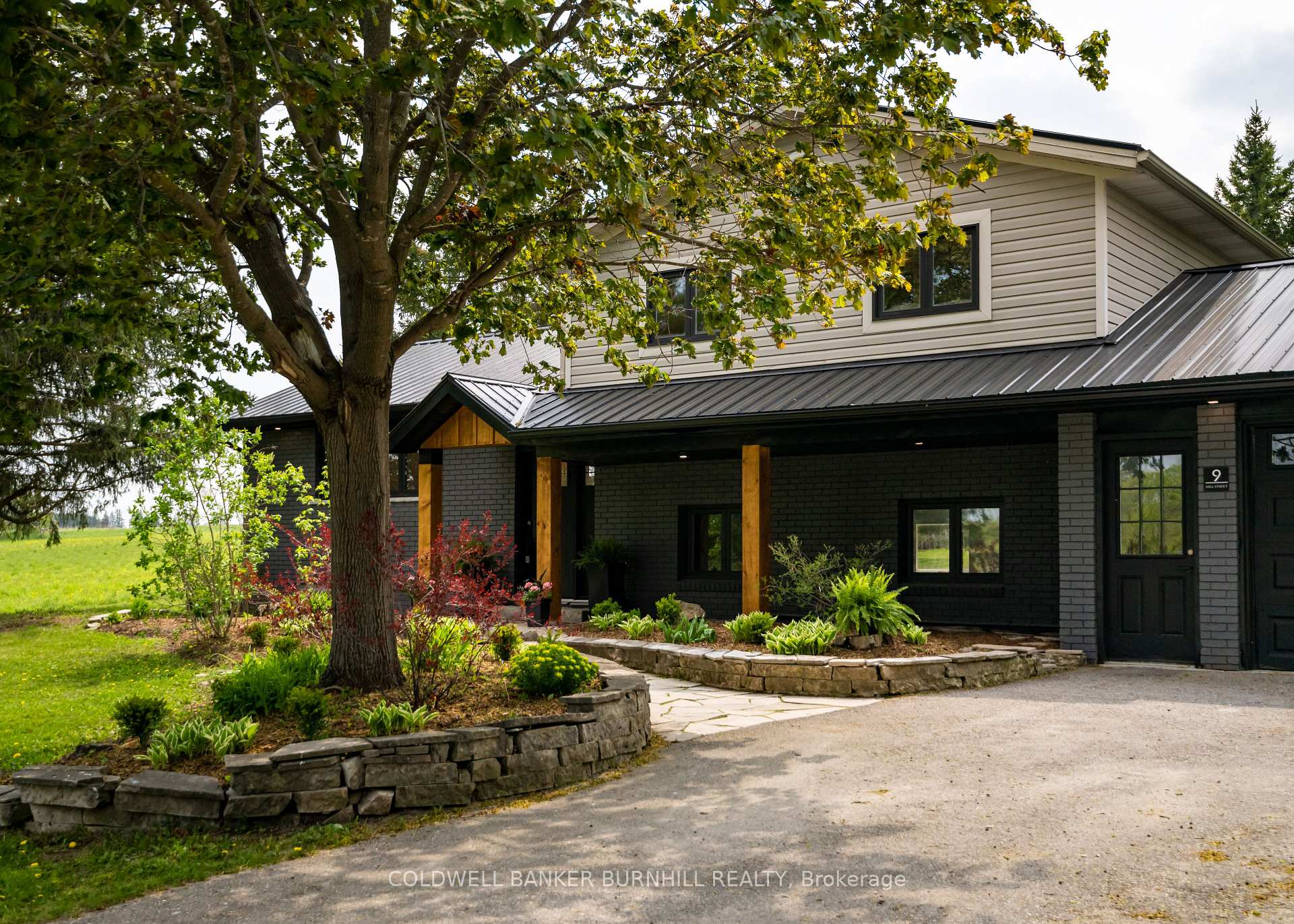 Photo 9 of 9 Mill Street, Amaranth, Rural Amaranth — HOMEH