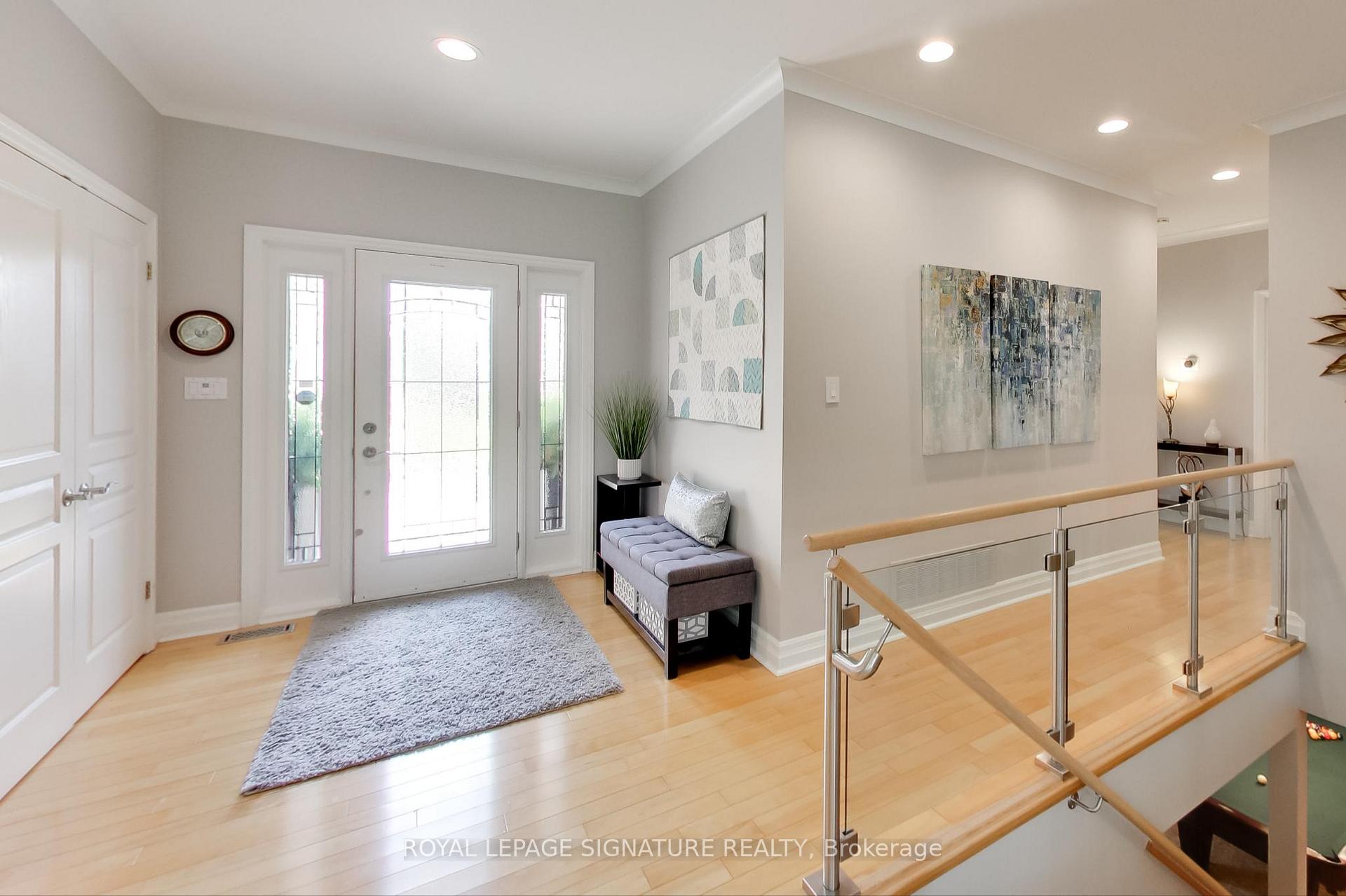 Photo 2 of 10 Willow Bay Drive, Springwater, Midhurst — HOMEH