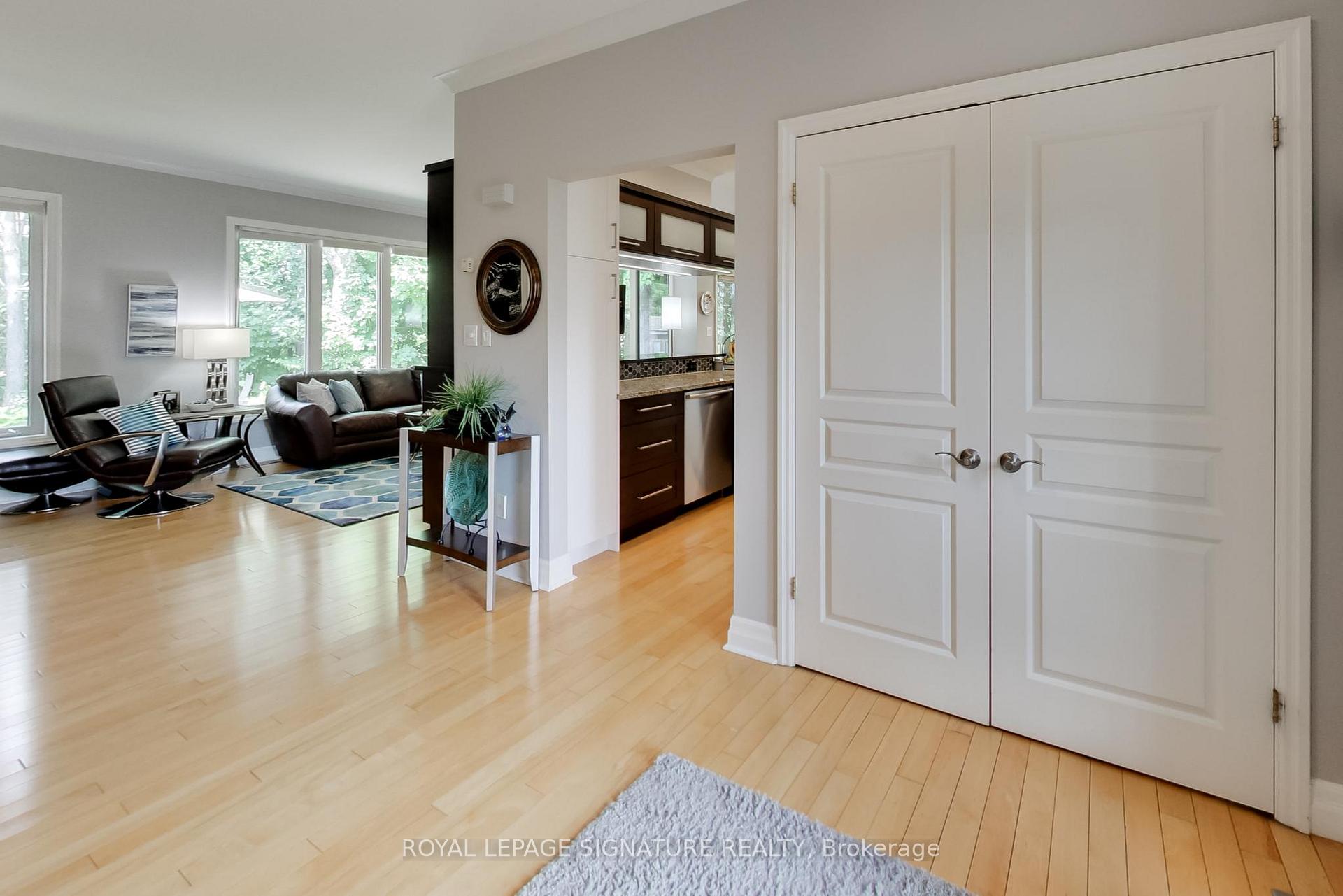 Photo 5 of 10 Willow Bay Drive, Springwater, Midhurst — HOMEH