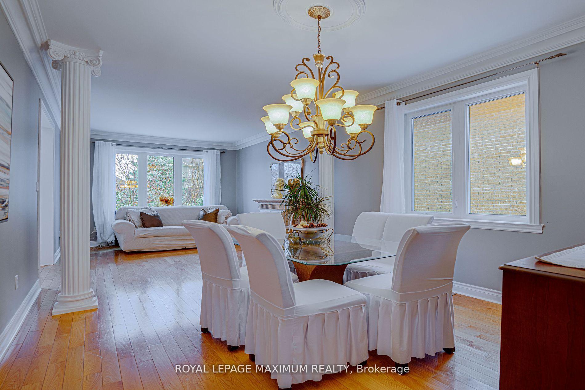 Photo 11 of 222 Kimber Crescent, Vaughan, East Woodbridge — HOMEH