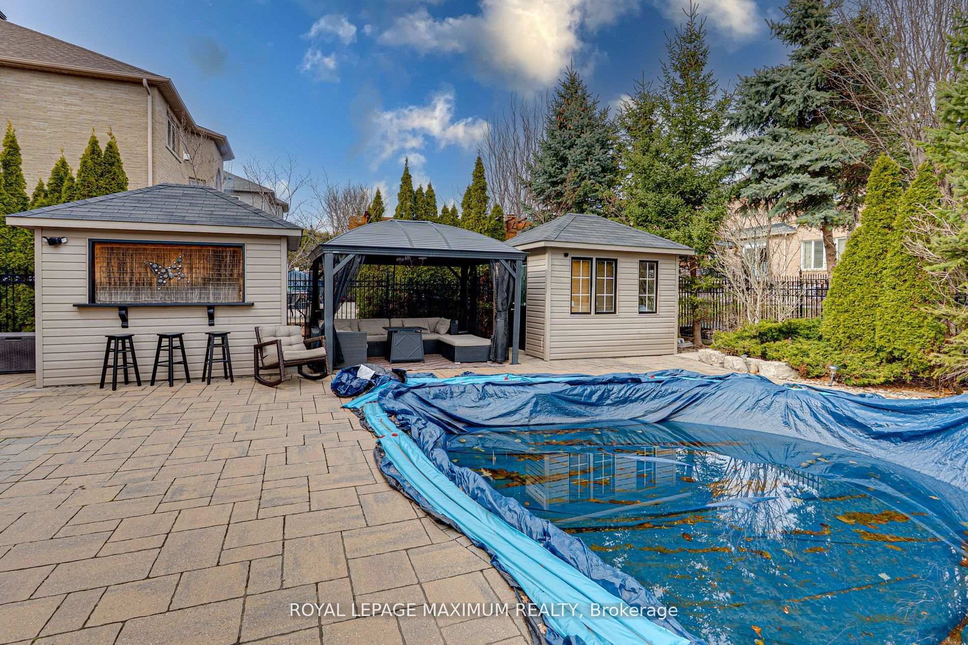 Photo 33 of 222 Kimber Crescent, Vaughan, East Woodbridge — HOMEH