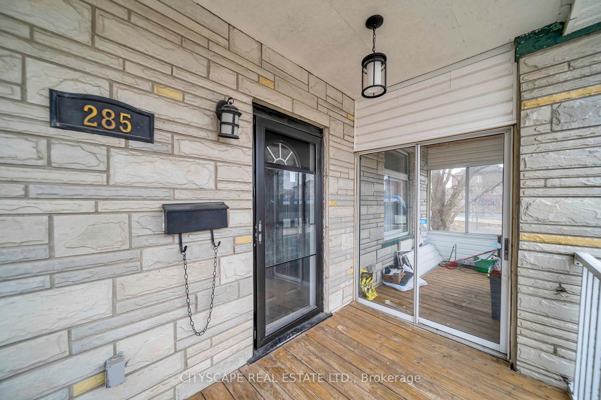 Photo 5 of 285 Borden Avenue S, Kitchener — HOMEH