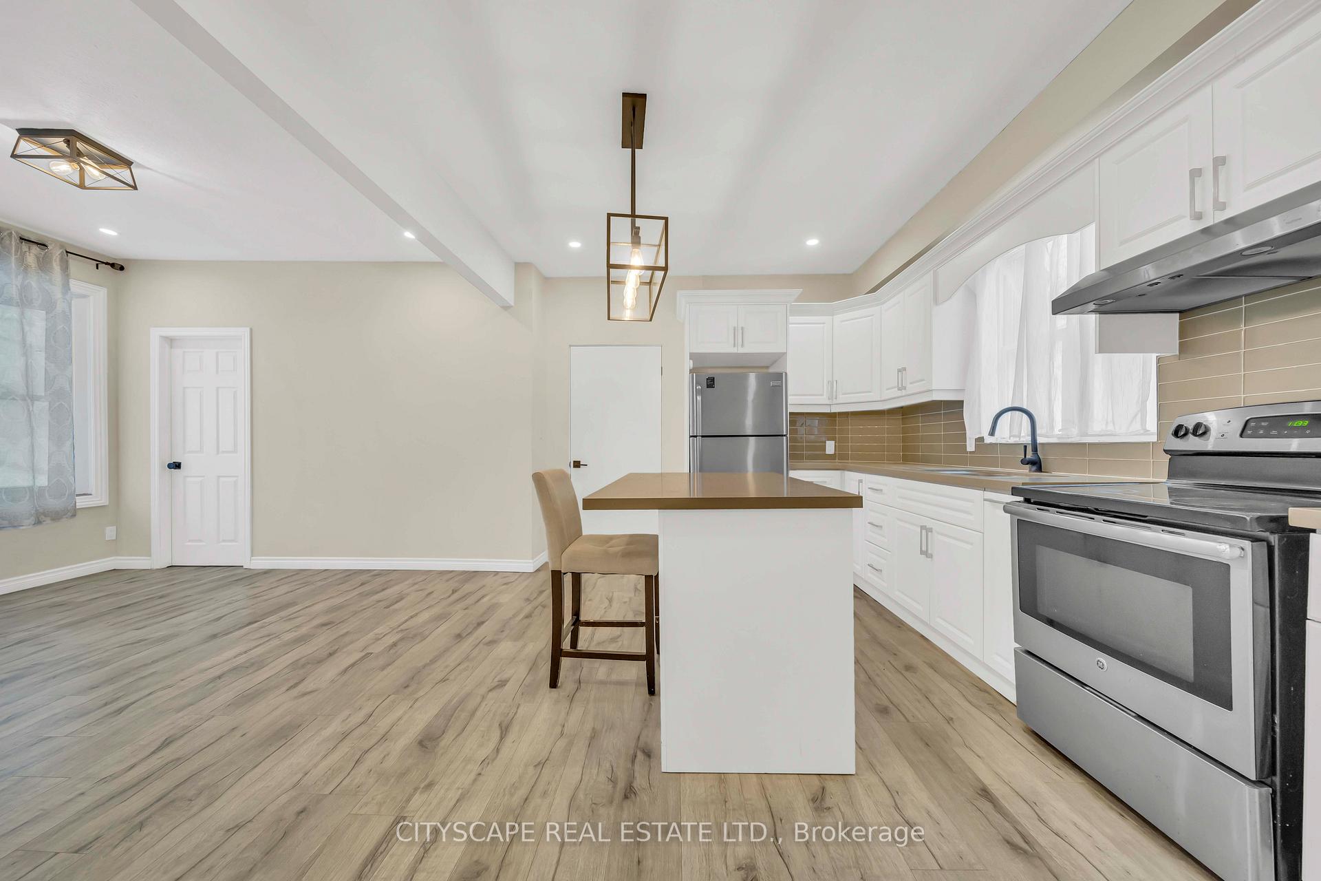Photo 6 of 285 Borden Avenue S, Kitchener — HOMEH