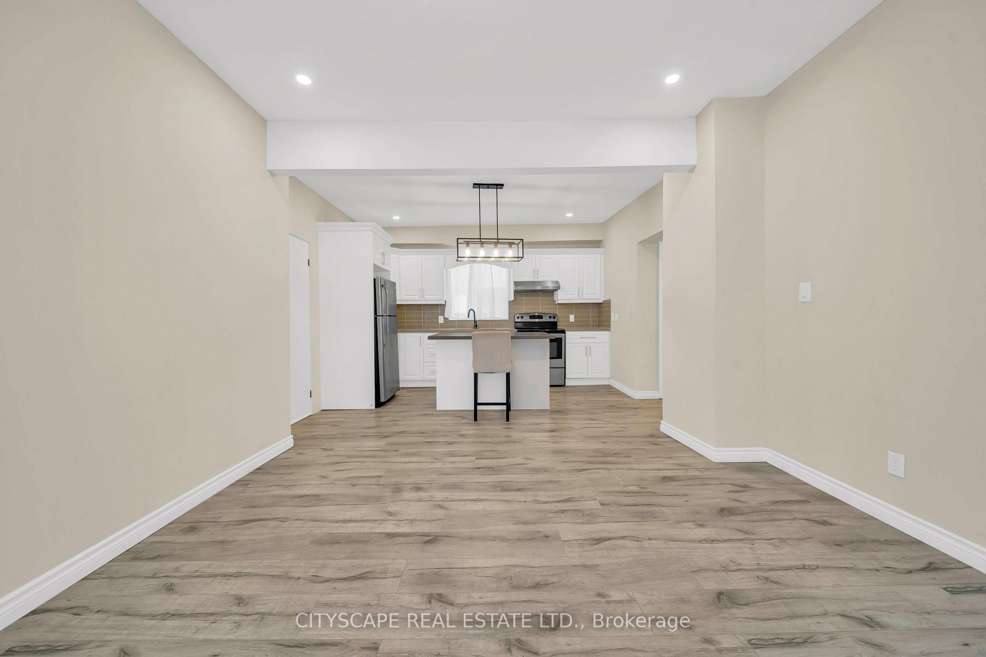 Photo 7 of 285 Borden Avenue S, Kitchener — HOMEH