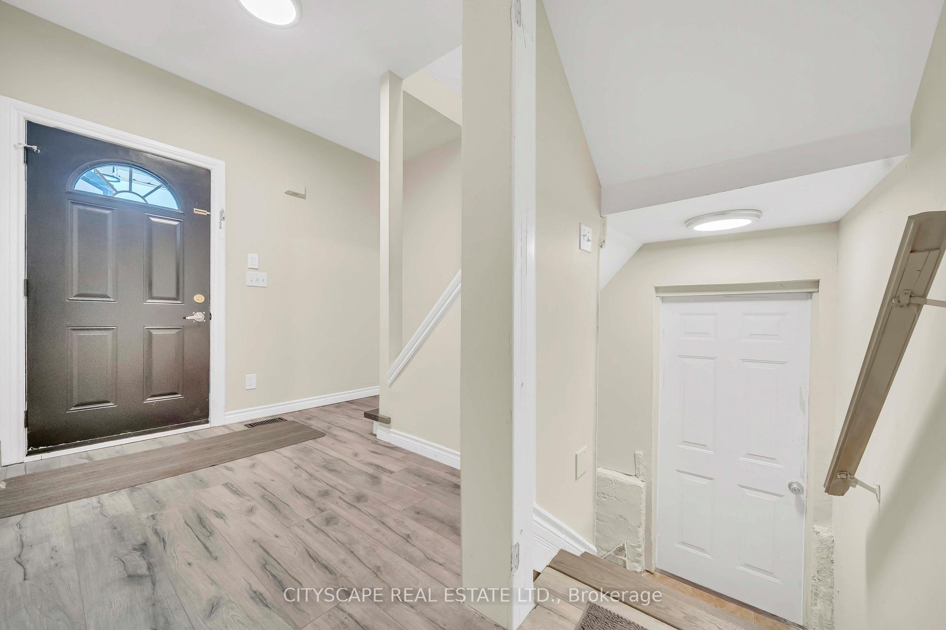 Photo 16 of 285 Borden Avenue S, Kitchener — HOMEH