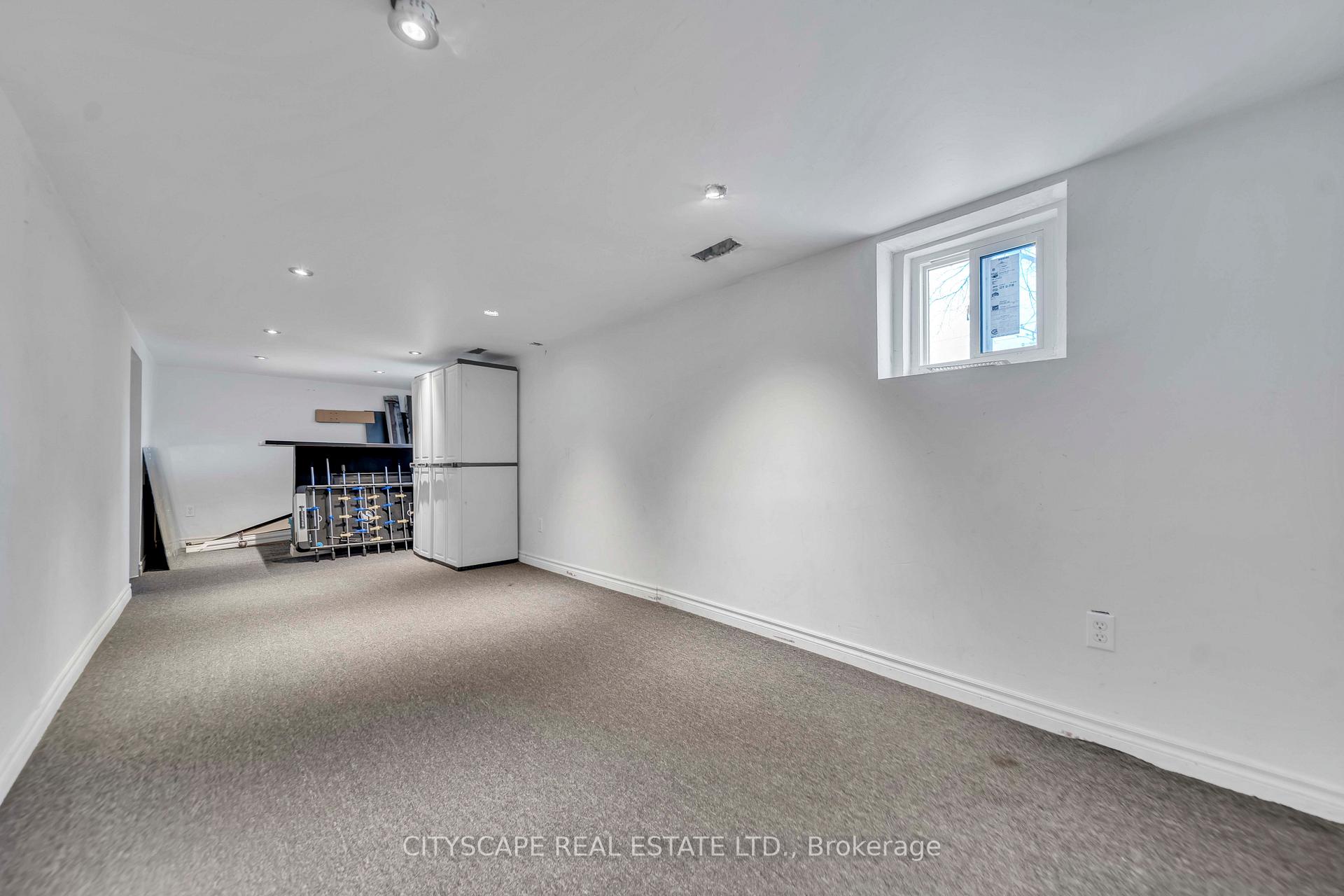 Photo 26 of 285 Borden Avenue S, Kitchener — HOMEH