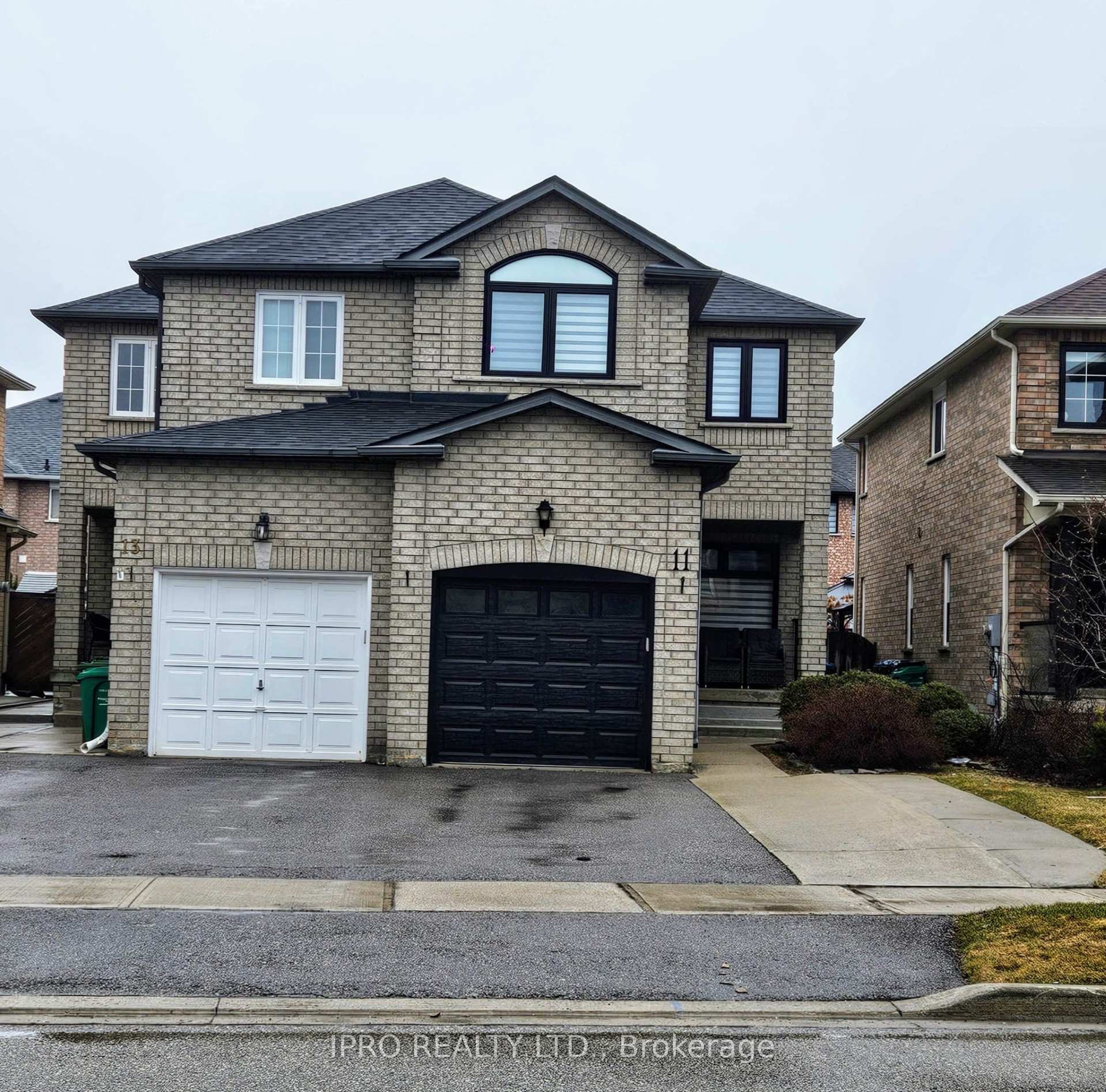 Photo 14 of 11 Carriage House Road, Caledon, Bolton East — HOMEH
