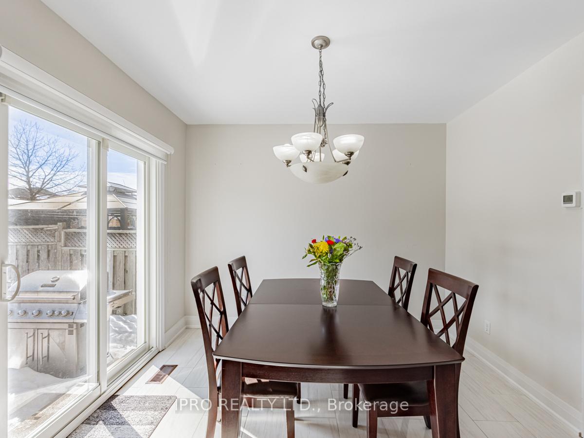 Photo 37 of 11 Carriage House Road, Caledon, Bolton East — HOMEH