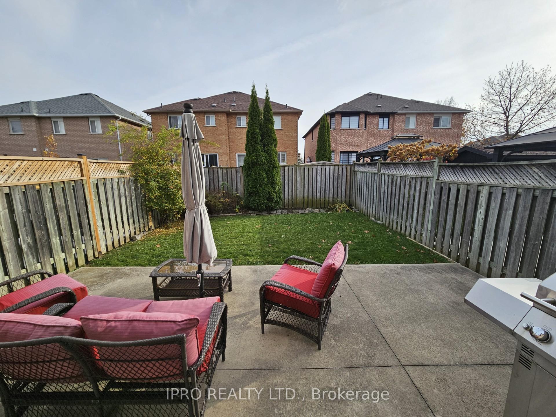 Photo 35 of 11 Carriage House Road, Caledon, Bolton East — HOMEH