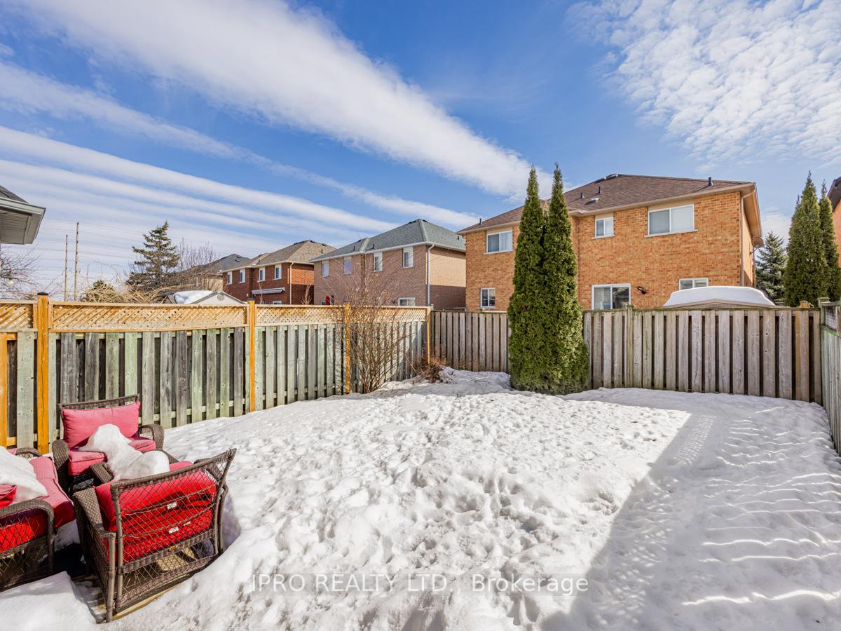 Photo 30 of 11 Carriage House Road, Caledon, Bolton East — HOMEH