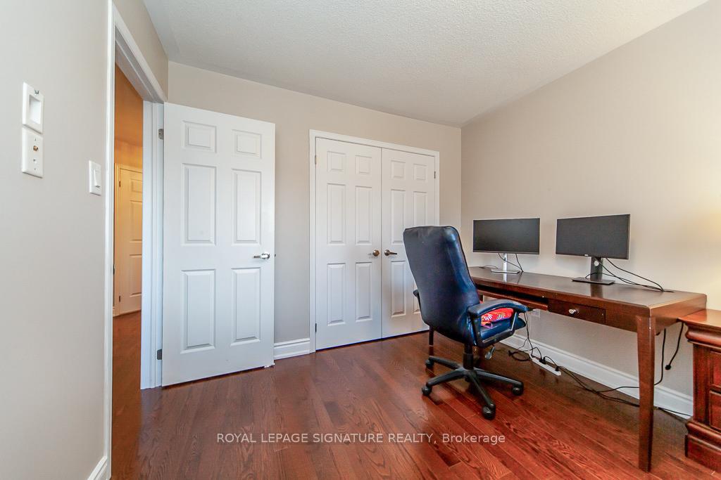 Photo 22 of 15 Overlander Way, Vaughan, Patterson — HOMEH