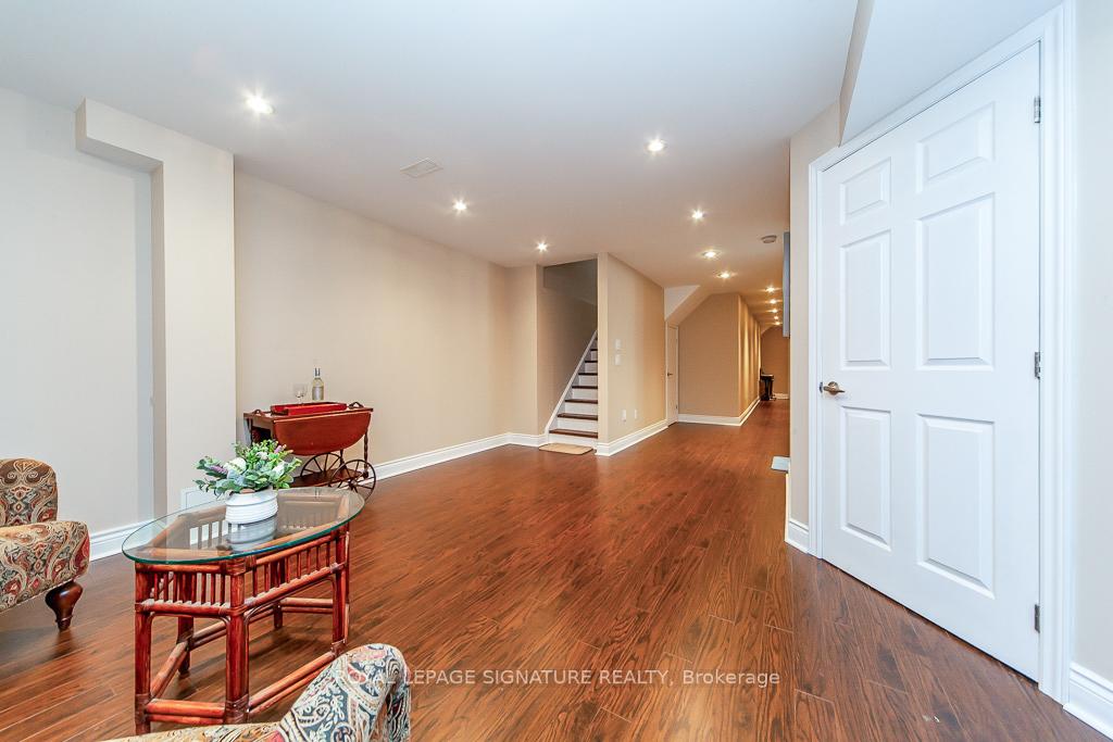 Photo 27 of 15 Overlander Way, Vaughan, Patterson — HOMEH