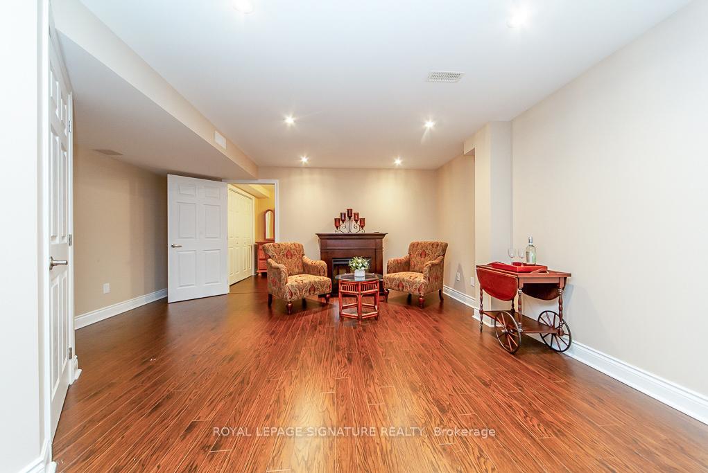 Photo 37 of 15 Overlander Way, Vaughan, Patterson — HOMEH