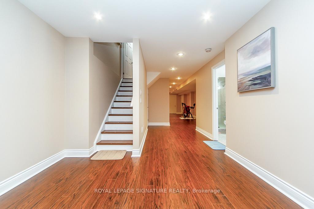Photo 28 of 15 Overlander Way, Vaughan, Patterson — HOMEH