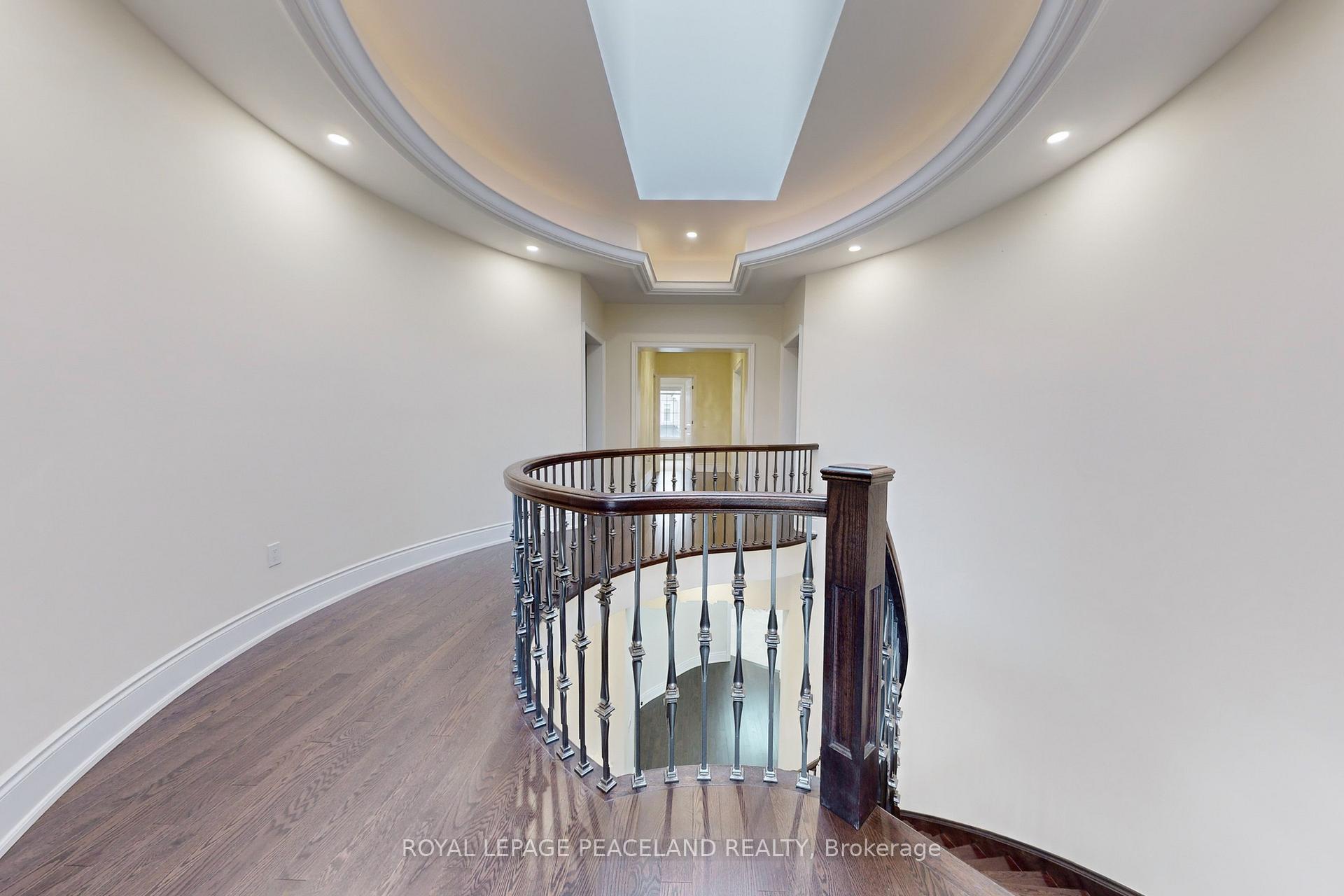 Photo 25 of 20 Rolling Green Court, Vaughan, Kleinburg — HOMEH