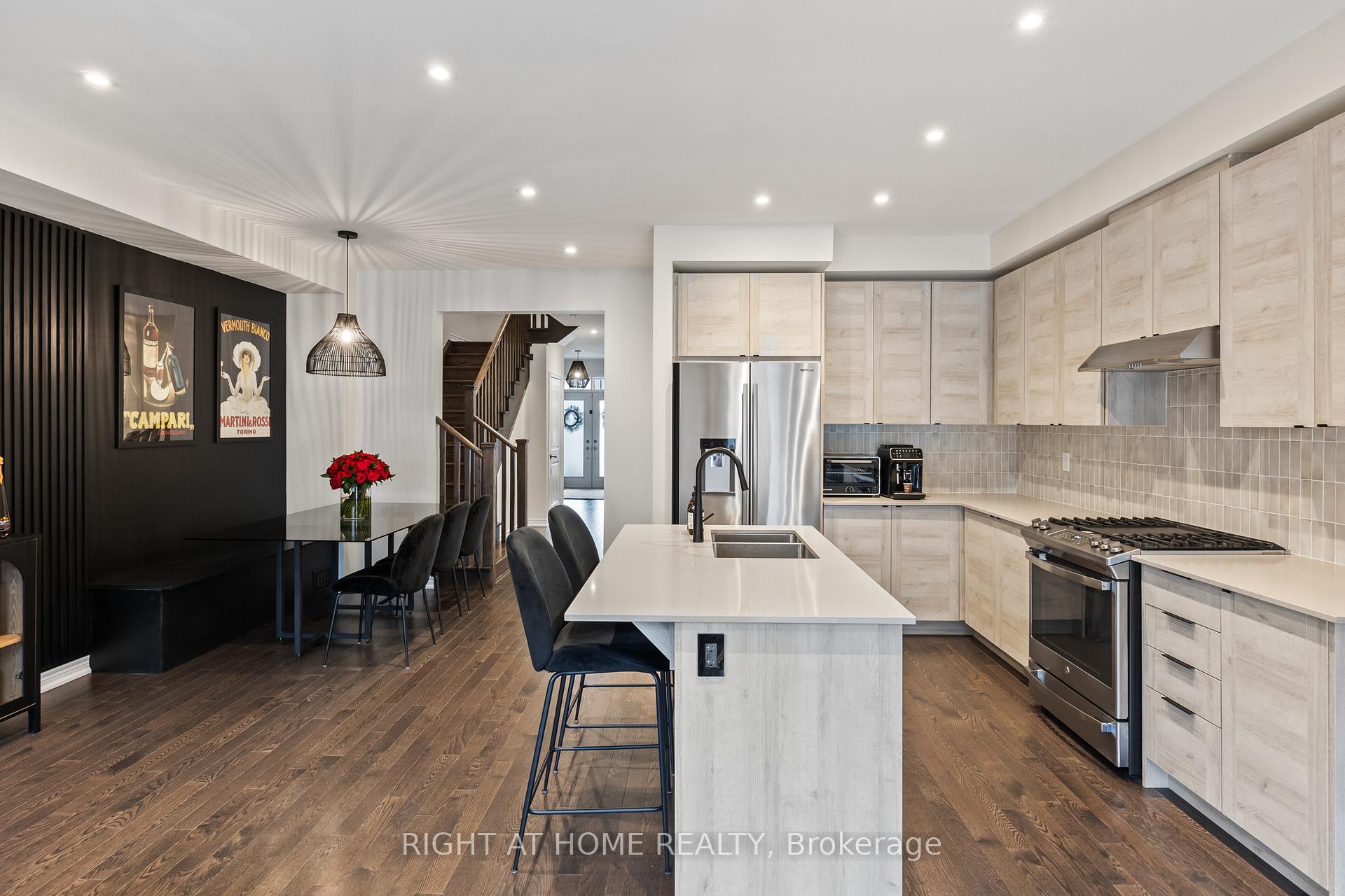 Photo 20 of 59 Ghent Drive, Vaughan, Kleinburg — HOMEH