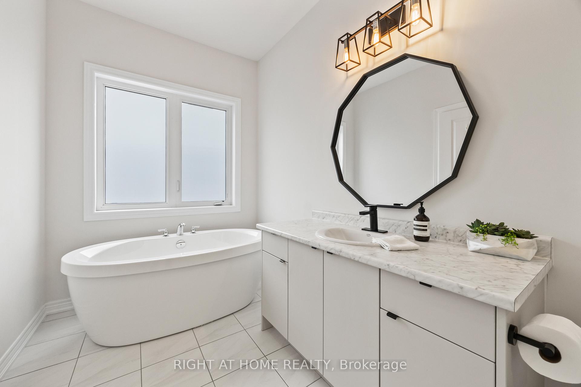 Photo 28 of 59 Ghent Drive, Vaughan, Kleinburg — HOMEH