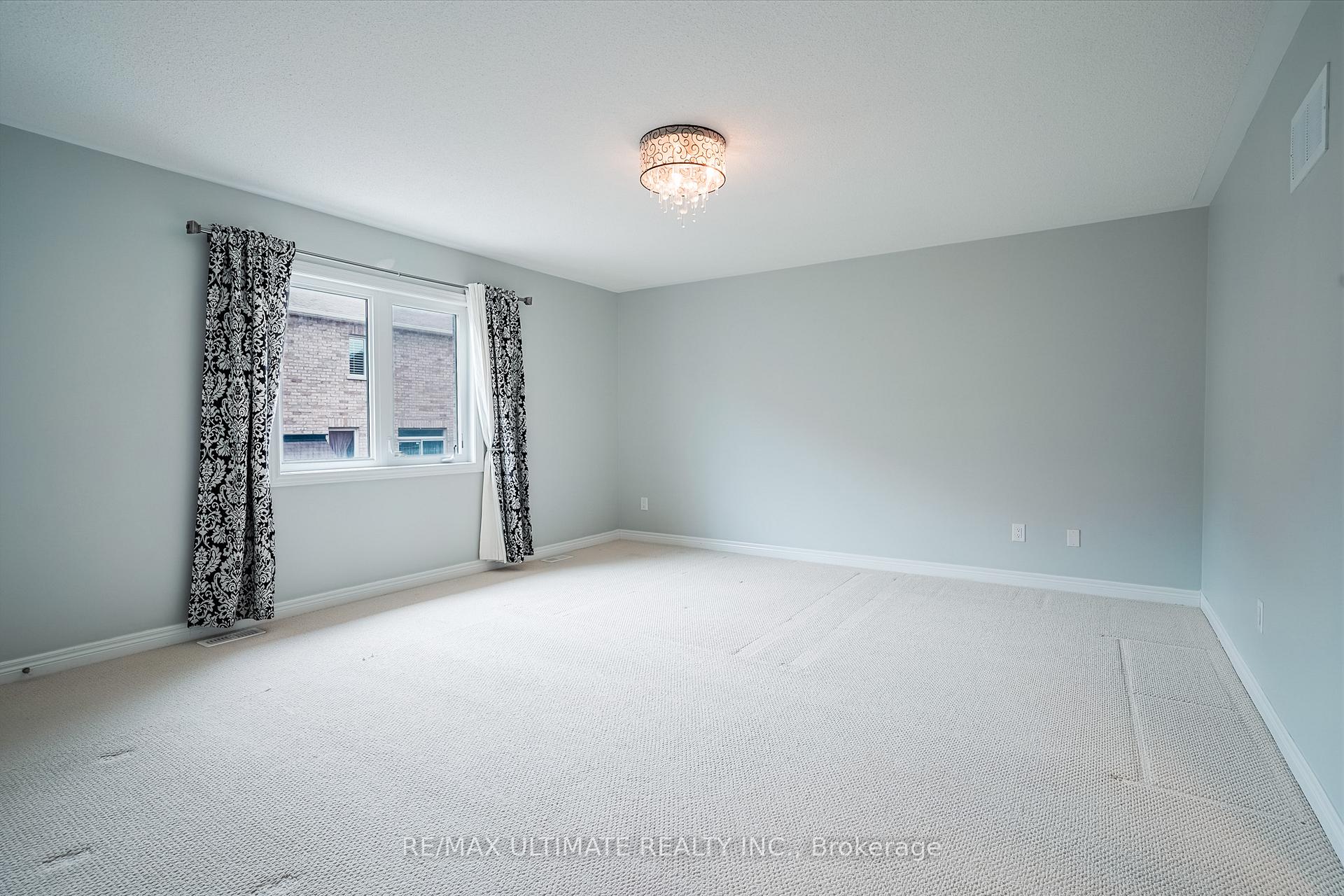 Photo 9 of 86 Hammersly Boulevard, Markham, Wismer — HOMEH