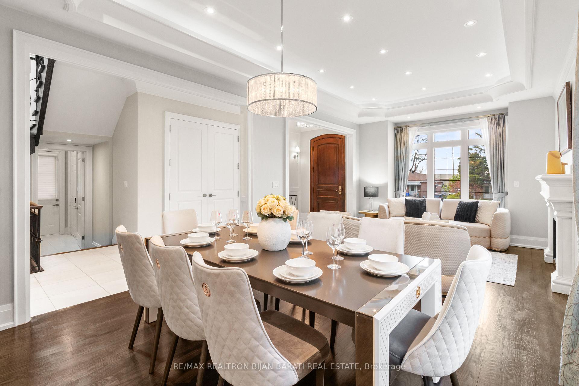 Photo 17 of 61 Meadowview Avenue, Markham, Grandview — HOMEH