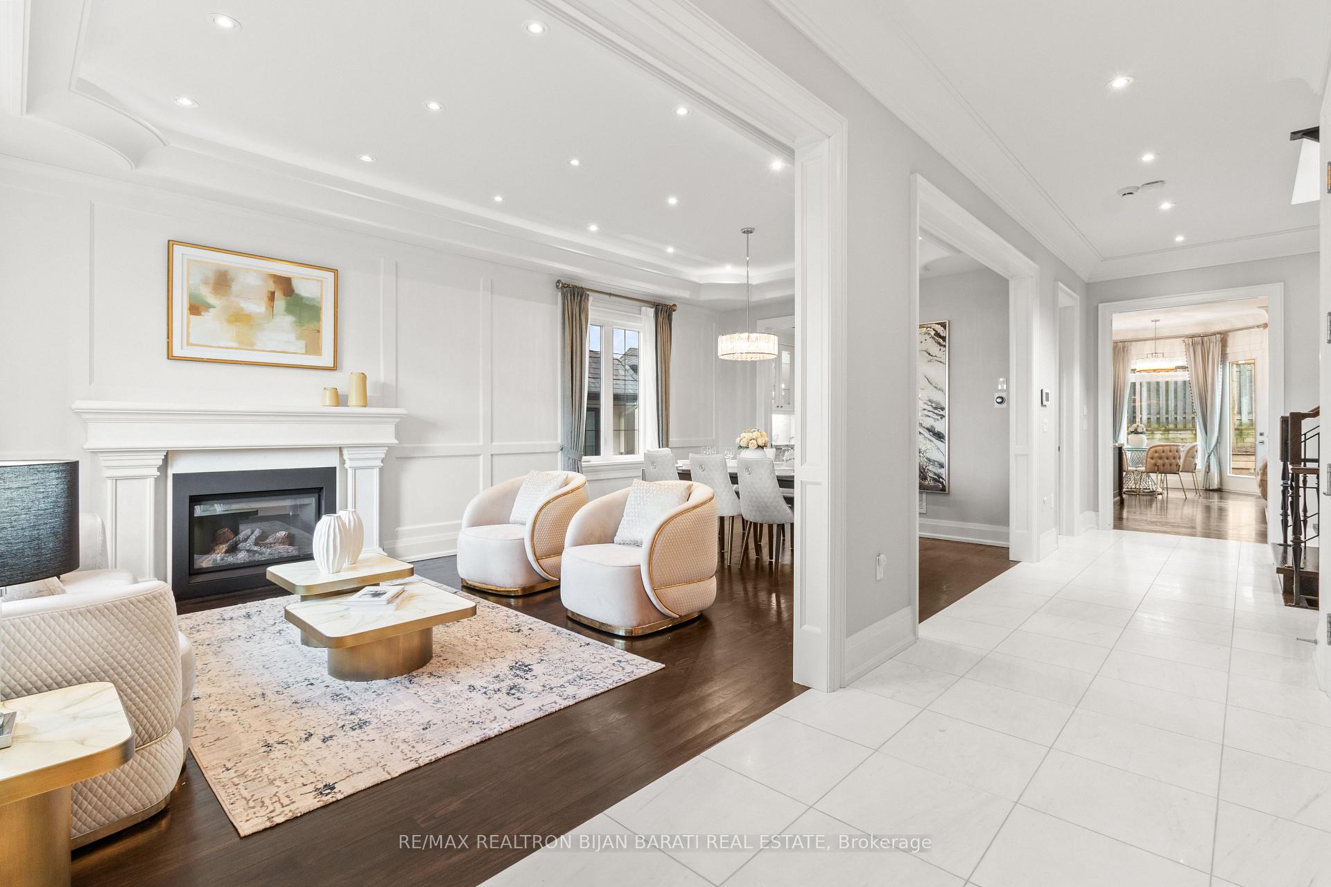 Photo 4 of 61 Meadowview Avenue, Markham, Grandview — HOMEH