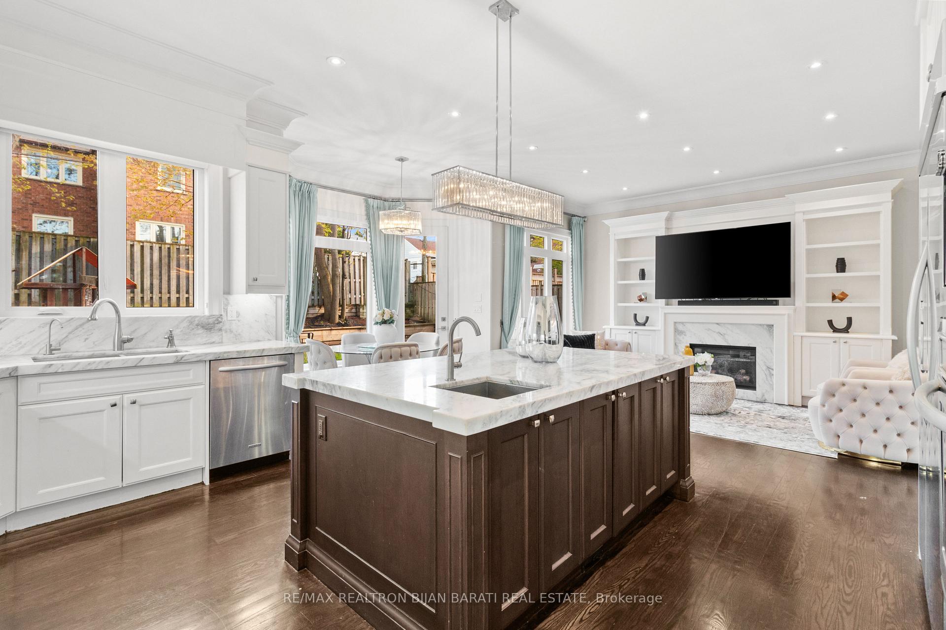 Photo 20 of 61 Meadowview Avenue, Markham, Grandview — HOMEH