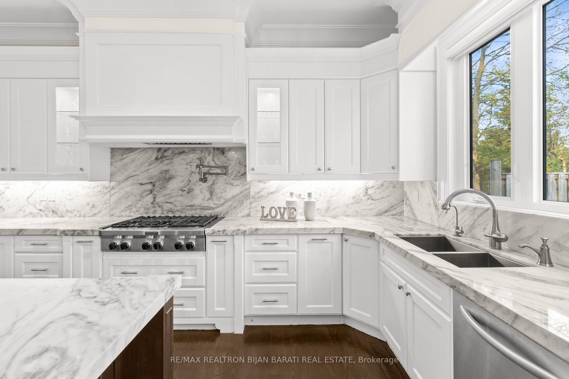 Photo 24 of 61 Meadowview Avenue, Markham, Grandview — HOMEH