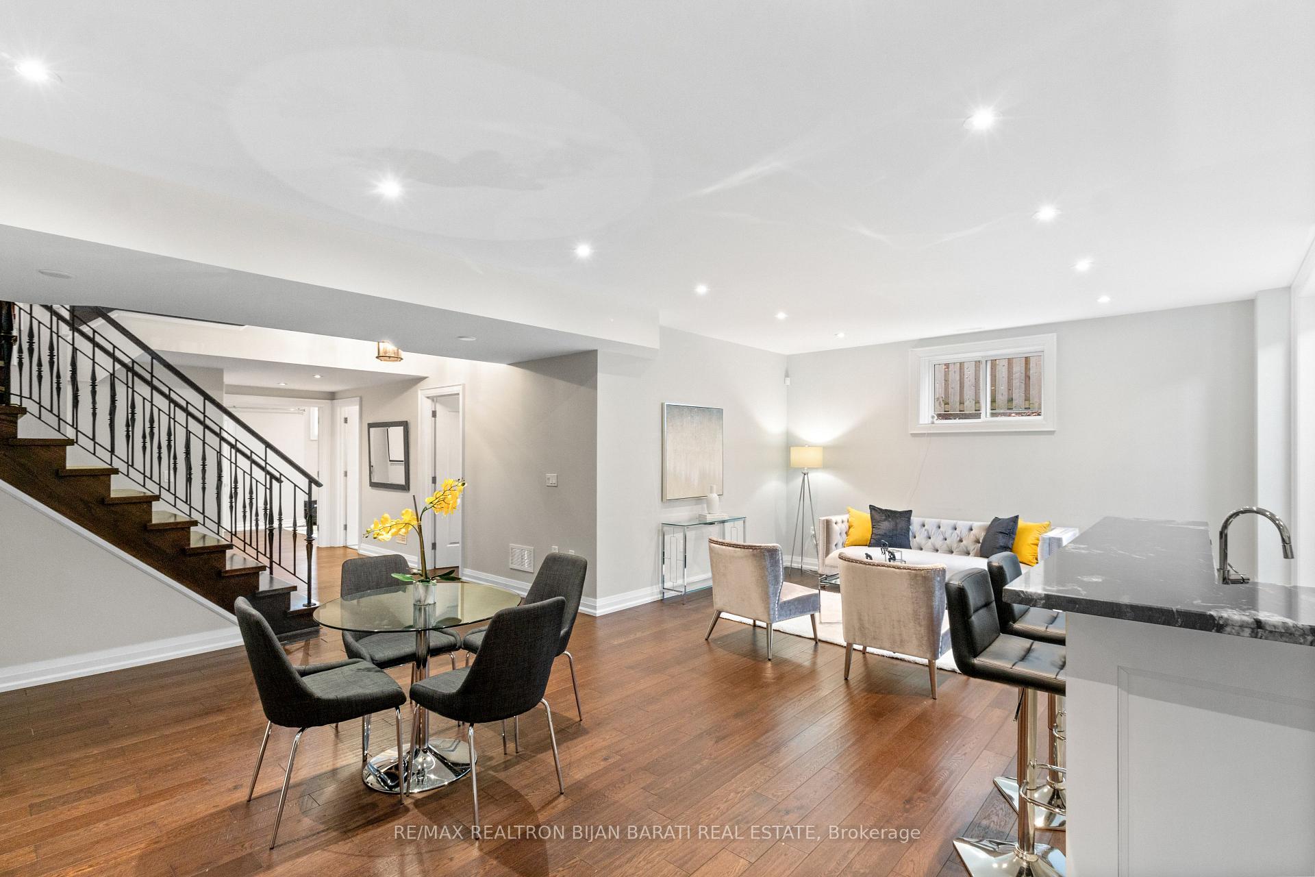 Photo 35 of 61 Meadowview Avenue, Markham, Grandview — HOMEH