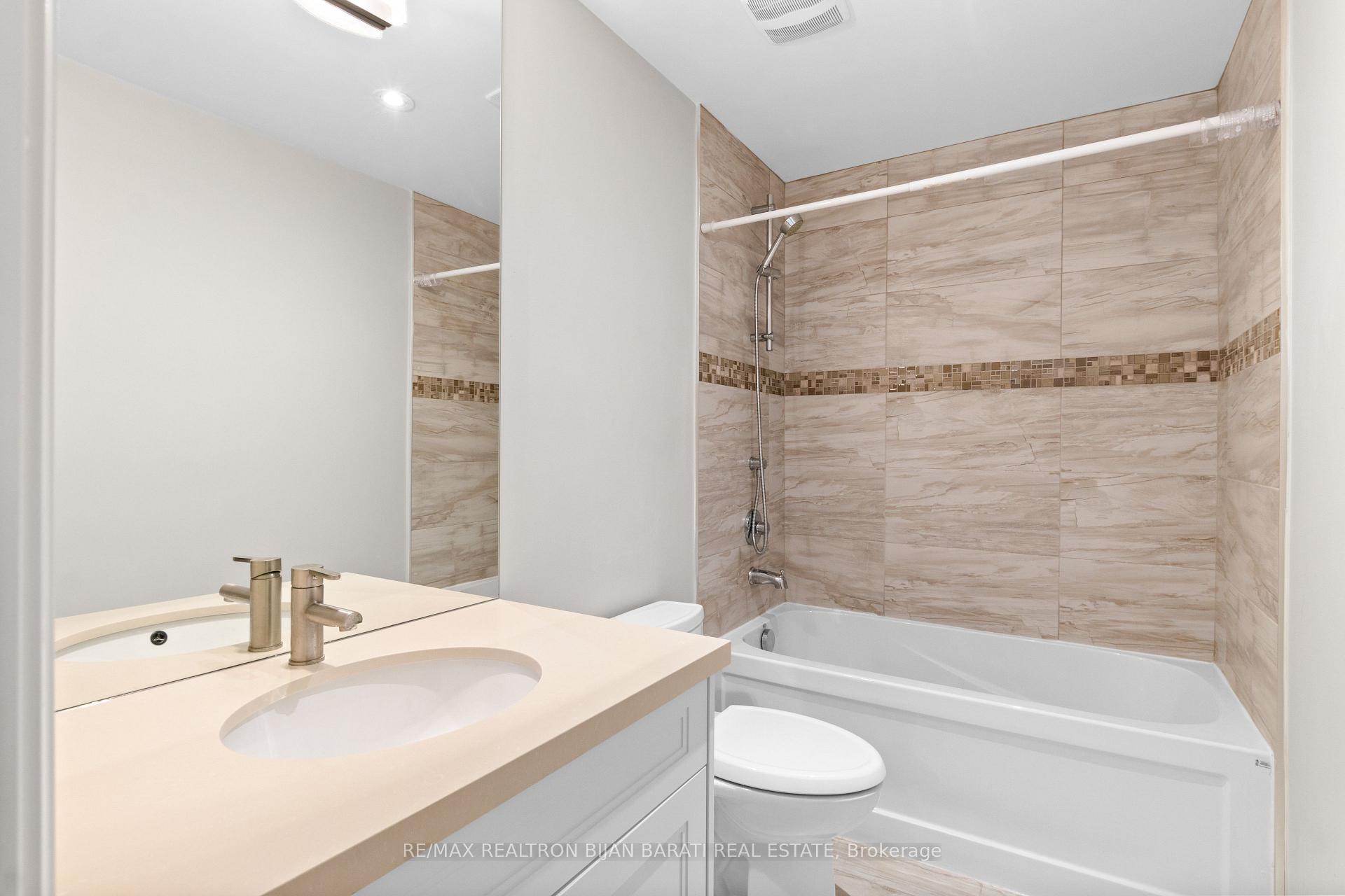 Photo 36 of 61 Meadowview Avenue, Markham, Grandview — HOMEH