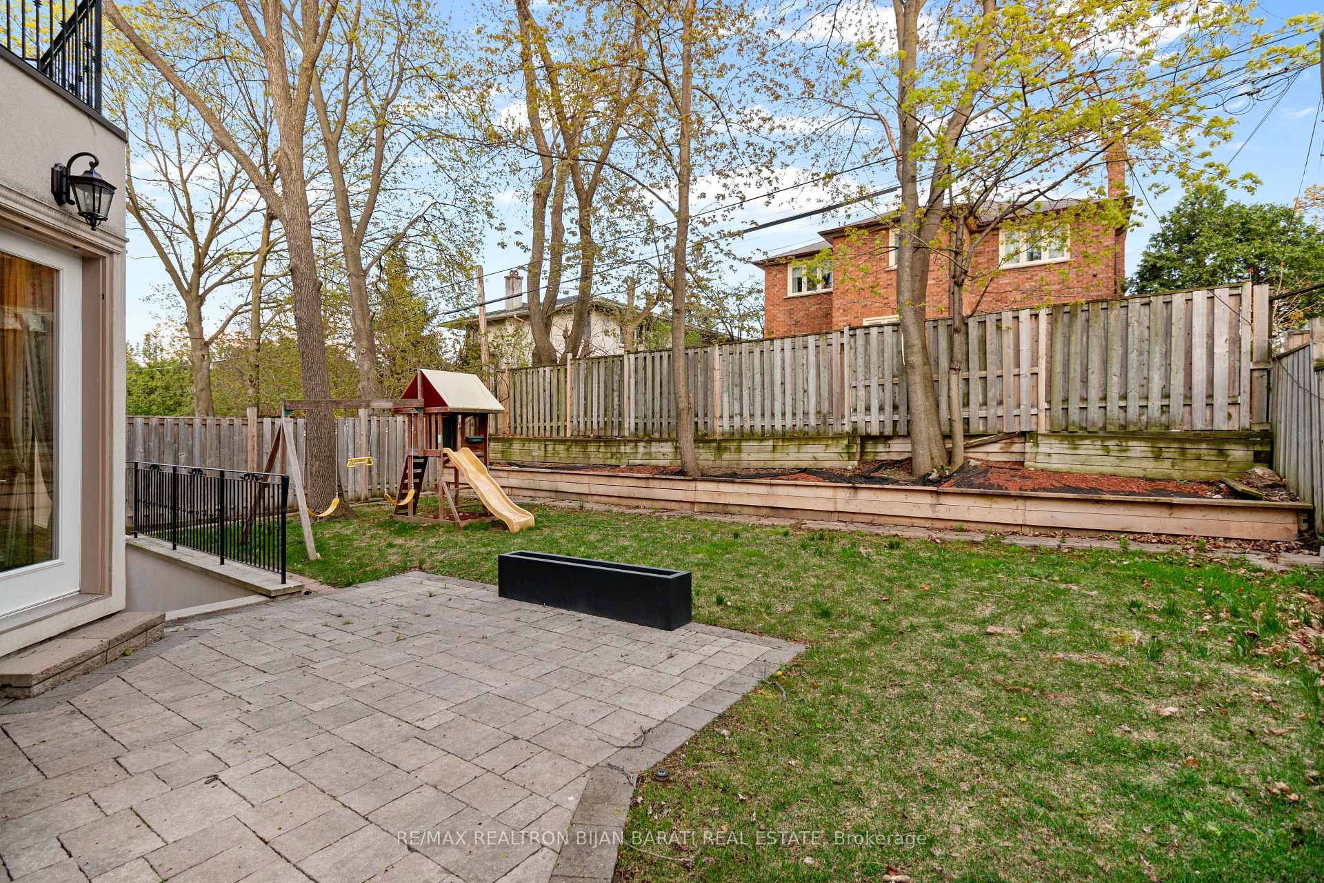 Photo 48 of 61 Meadowview Avenue, Markham, Grandview — HOMEH