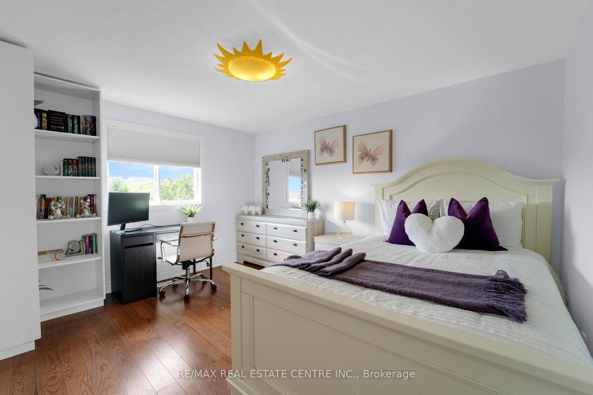 Photo 16 of 557 St Moritz Avenue, Waterloo — HOMEH