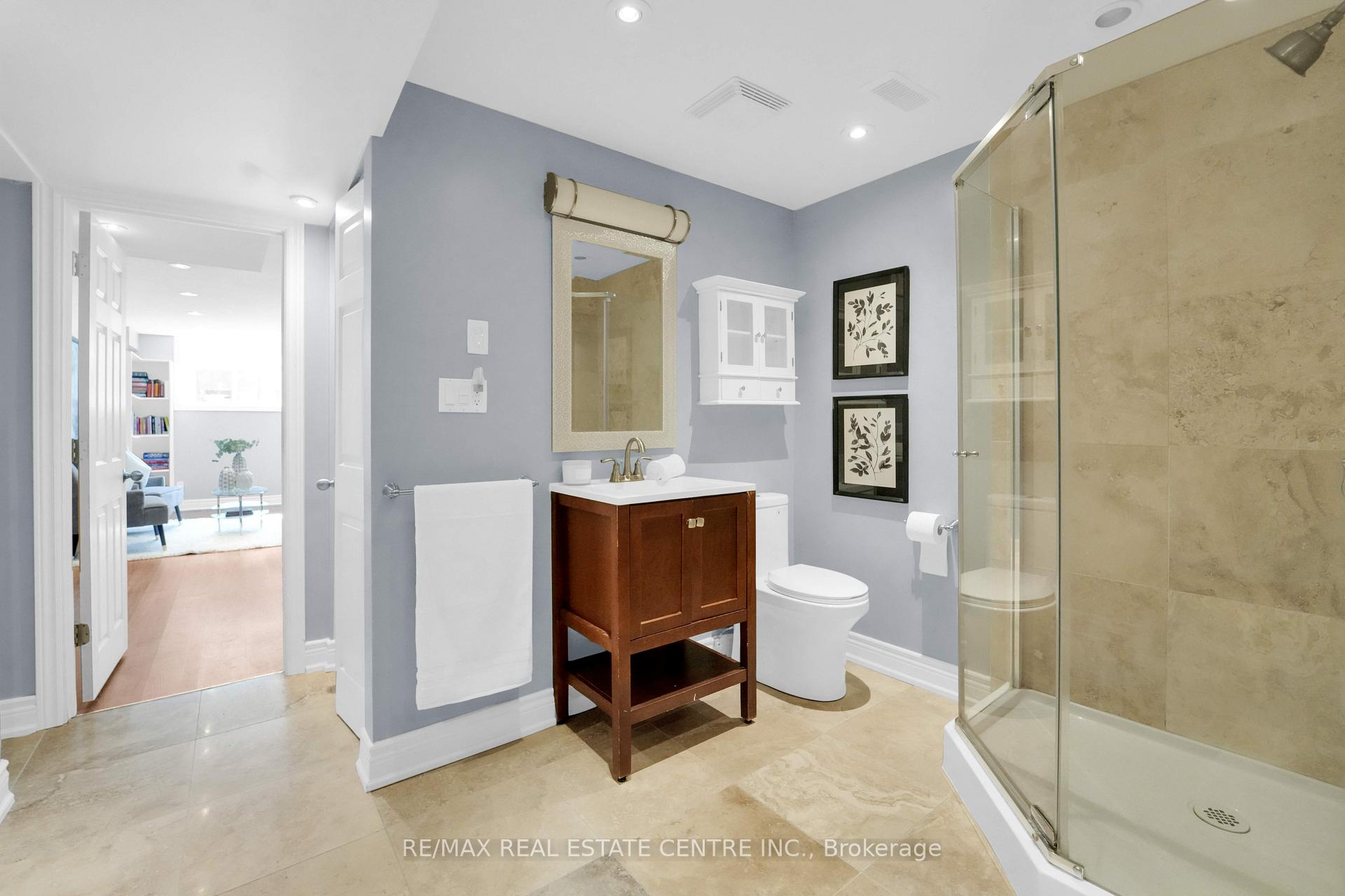 Photo 17 of 557 St Moritz Avenue, Waterloo — HOMEH