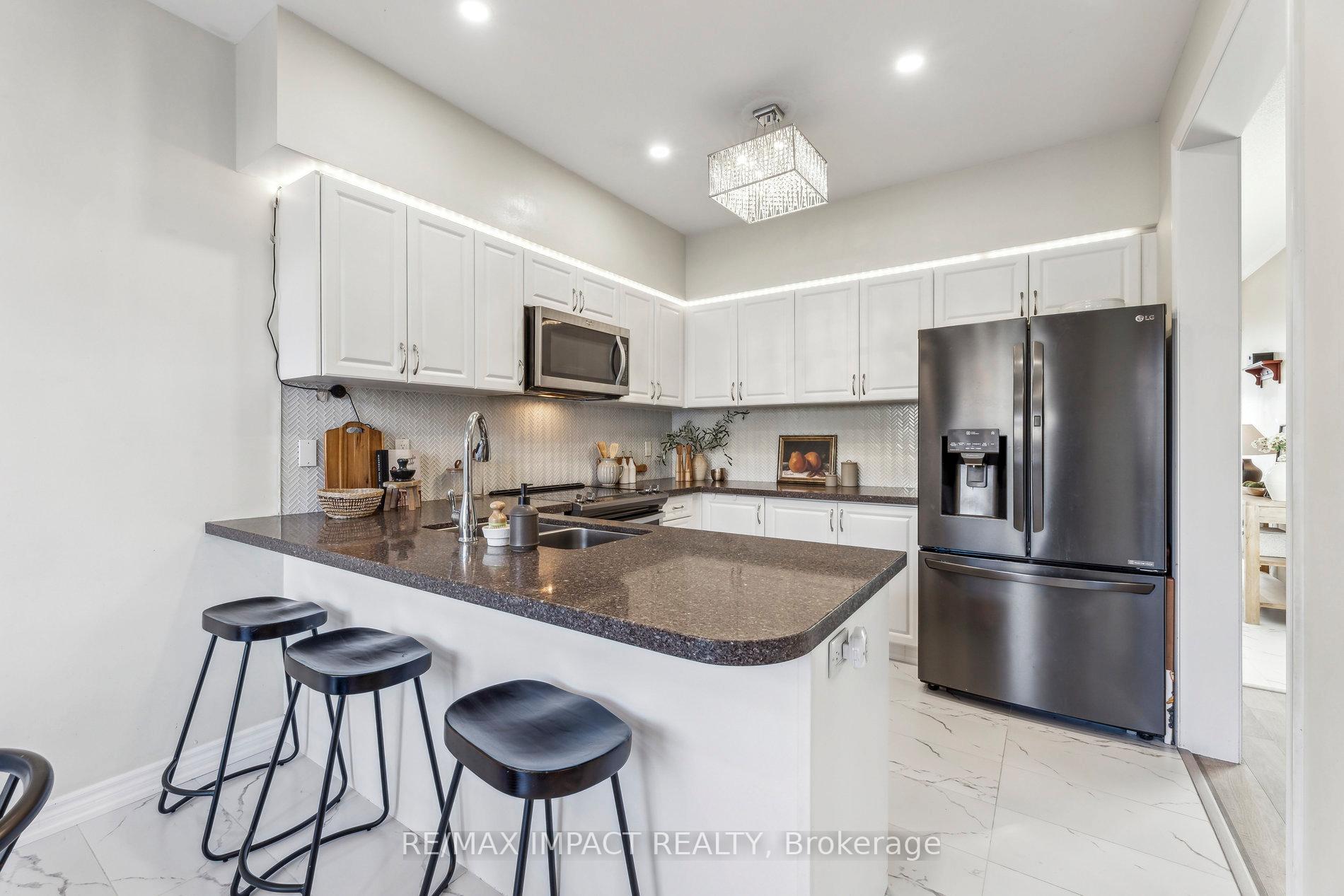 Photo 25 of 7 McDONALD Crescent, Clarington, Newcastle — HOMEH