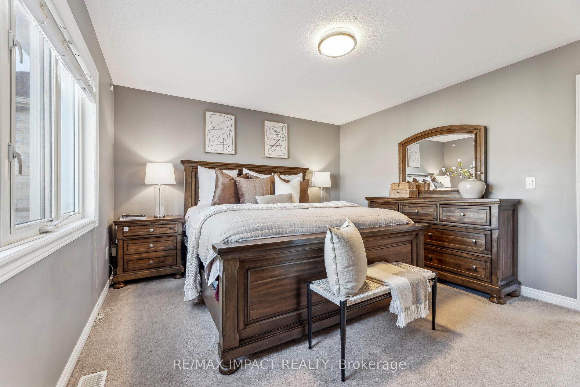 Photo 19 of 7 McDONALD Crescent, Clarington, Newcastle — HOMEH