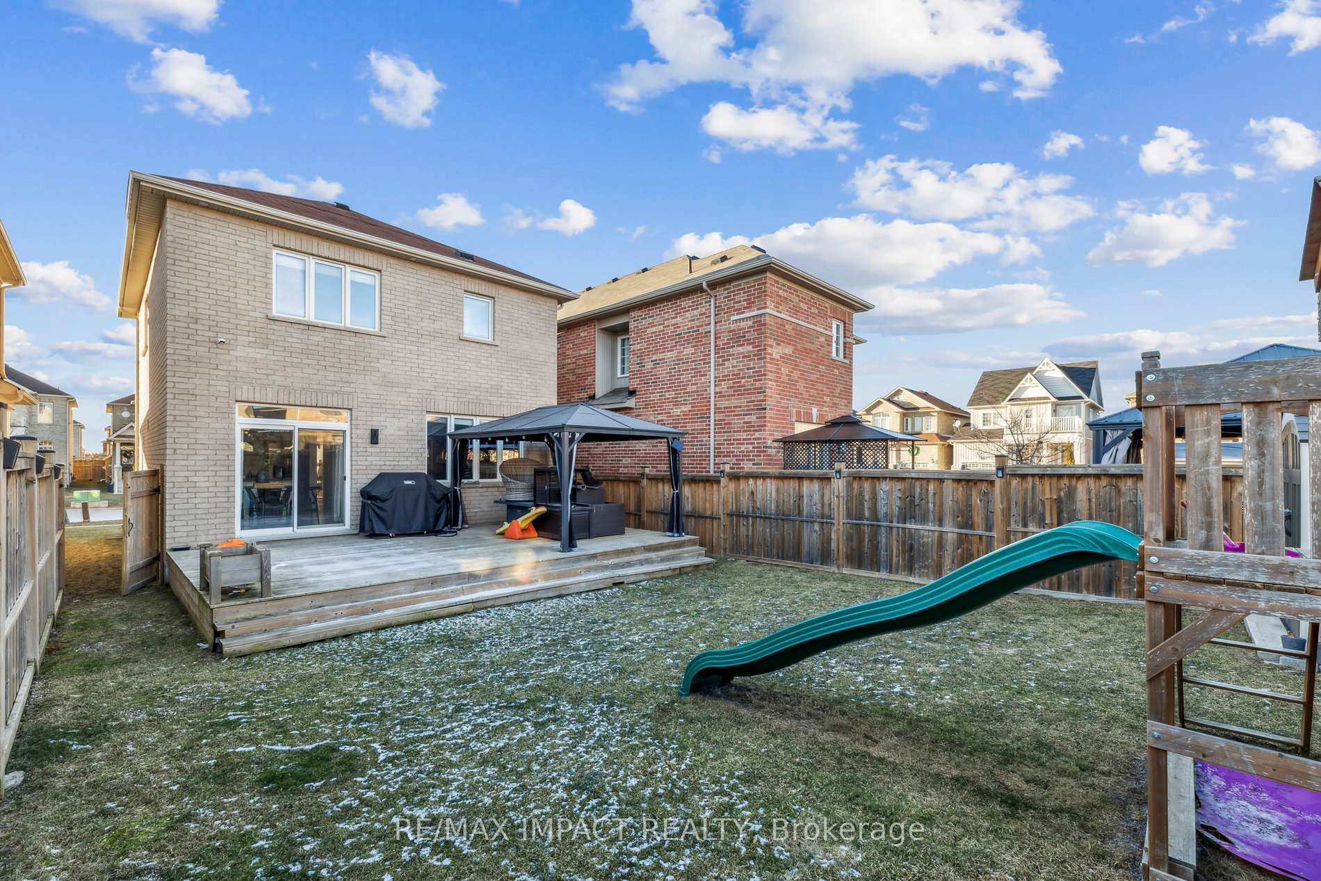 Photo 23 of 7 McDONALD Crescent, Clarington, Newcastle — HOMEH