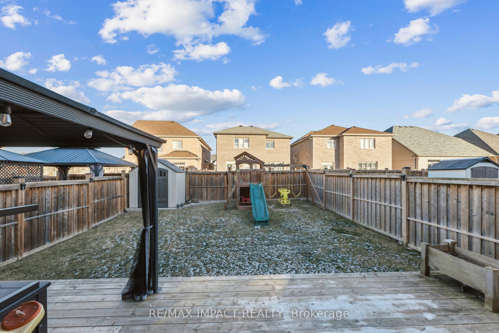 Photo 31 of 7 McDONALD Crescent, Clarington, Newcastle — HOMEH