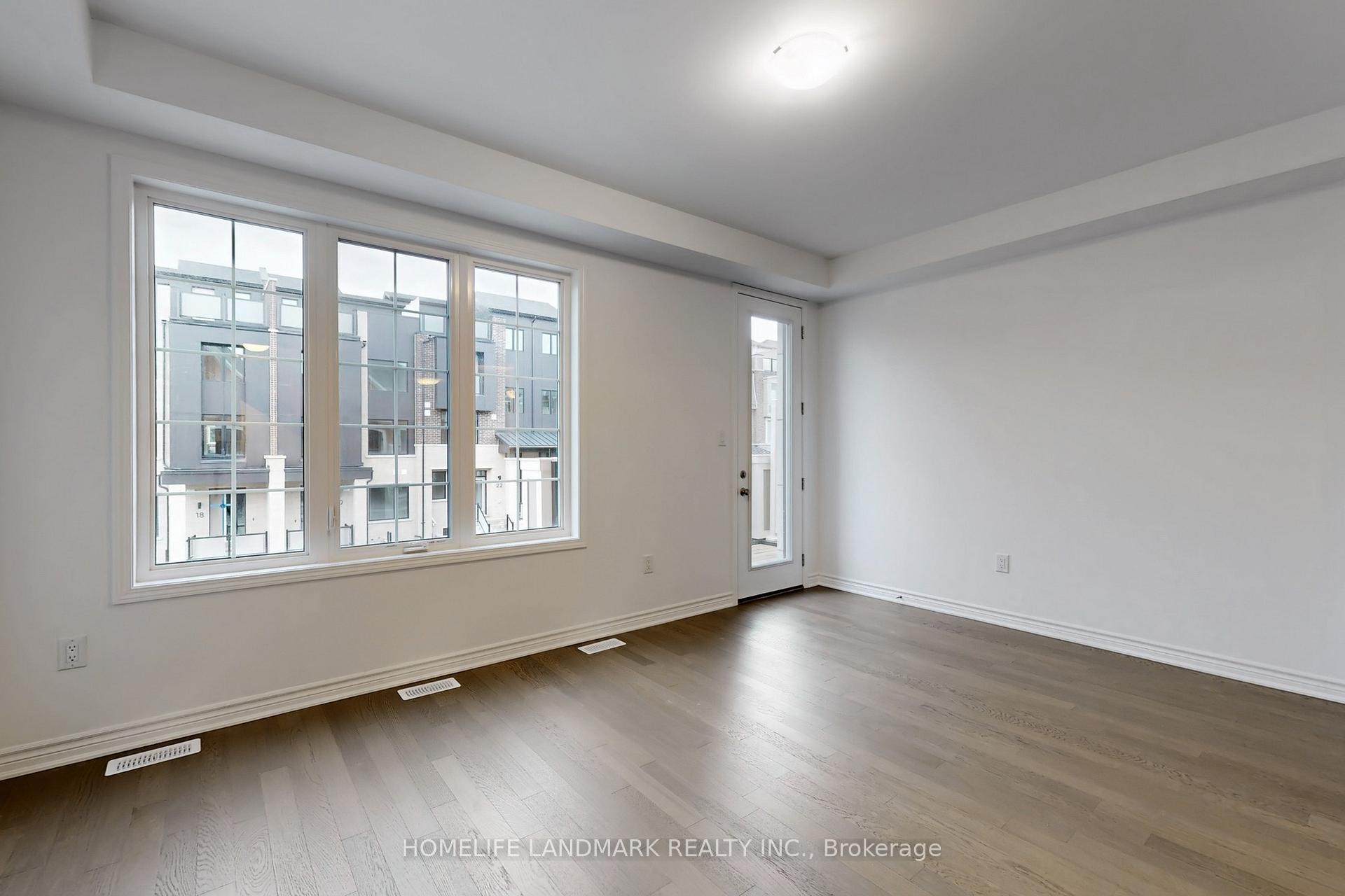 Photo 2 of 15 Avani Avenue, Markham, Victoria Square — HOMEH