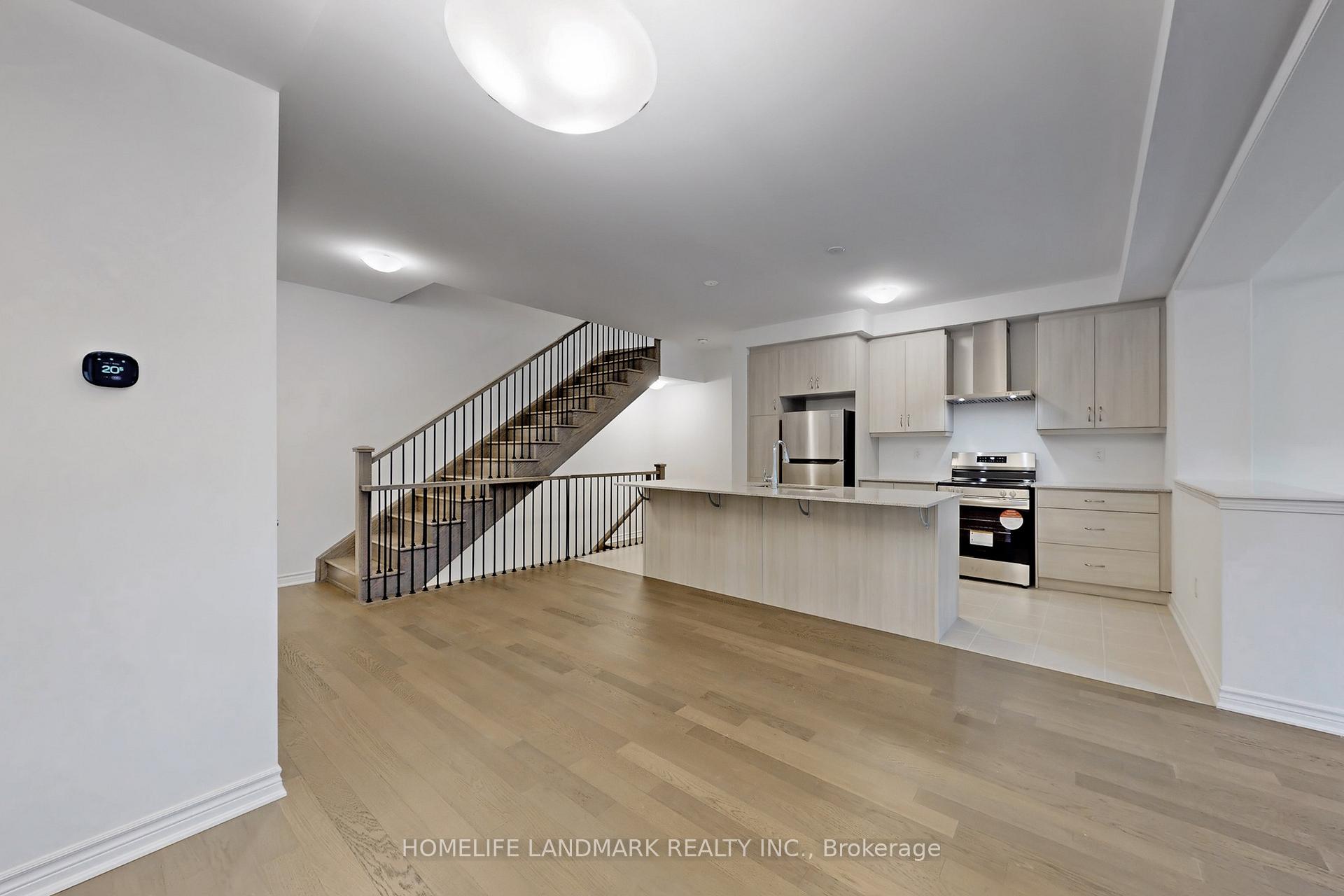 Photo 11 of 15 Avani Avenue, Markham, Victoria Square — HOMEH