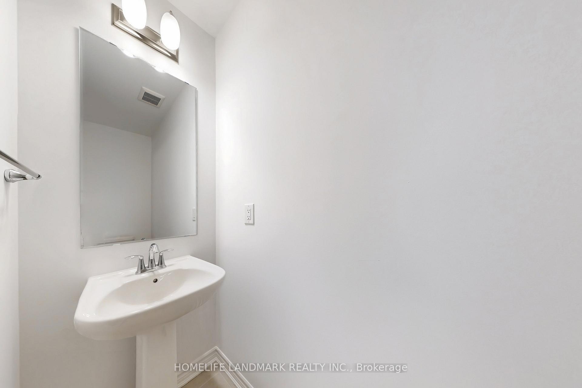 Photo 8 of 15 Avani Avenue, Markham, Victoria Square — HOMEH