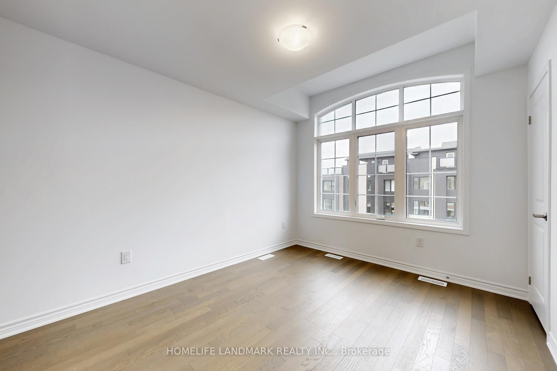 Photo 18 of 15 Avani Avenue, Markham, Victoria Square — HOMEH