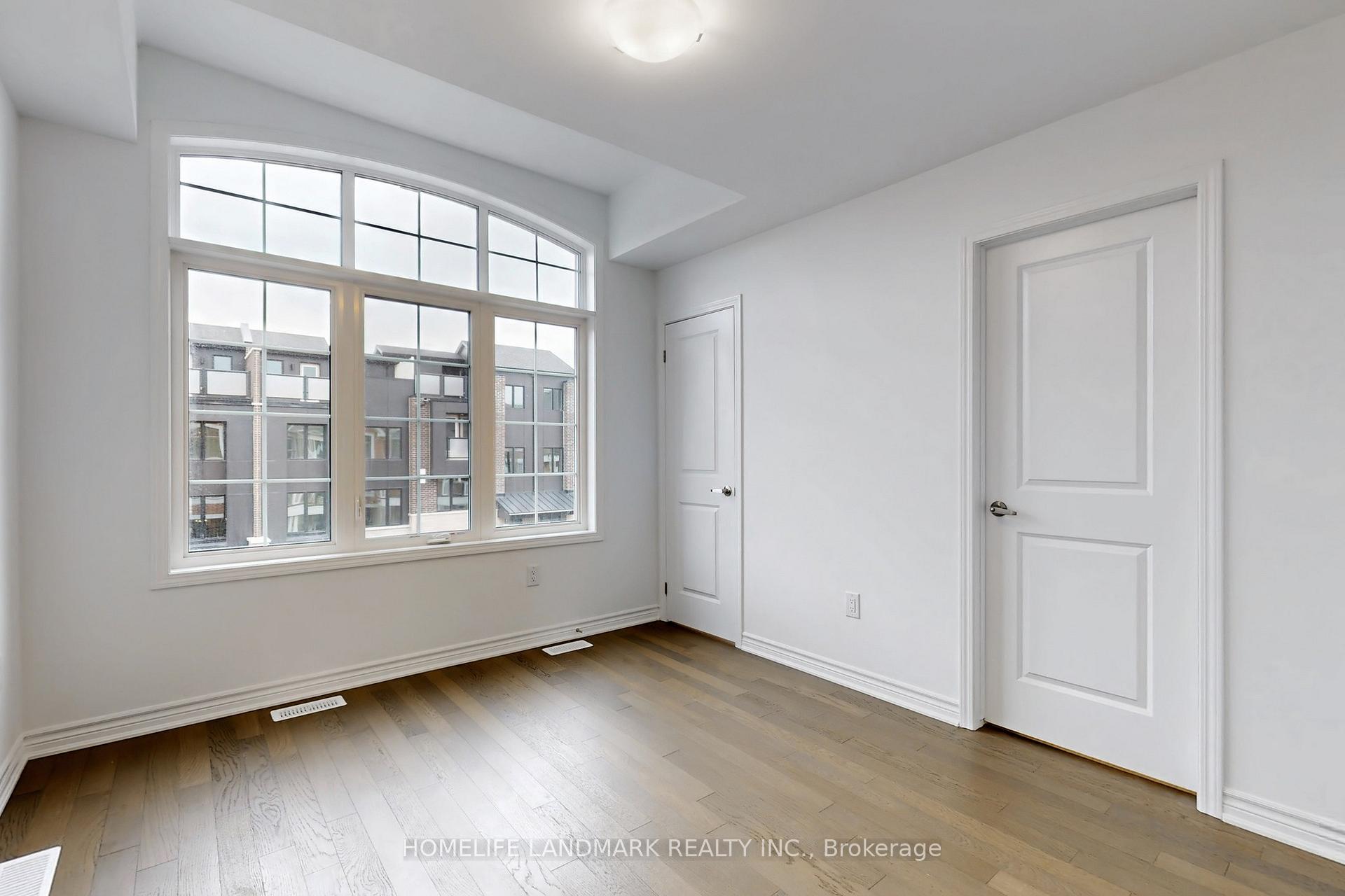 Photo 12 of 15 Avani Avenue, Markham, Victoria Square — HOMEH