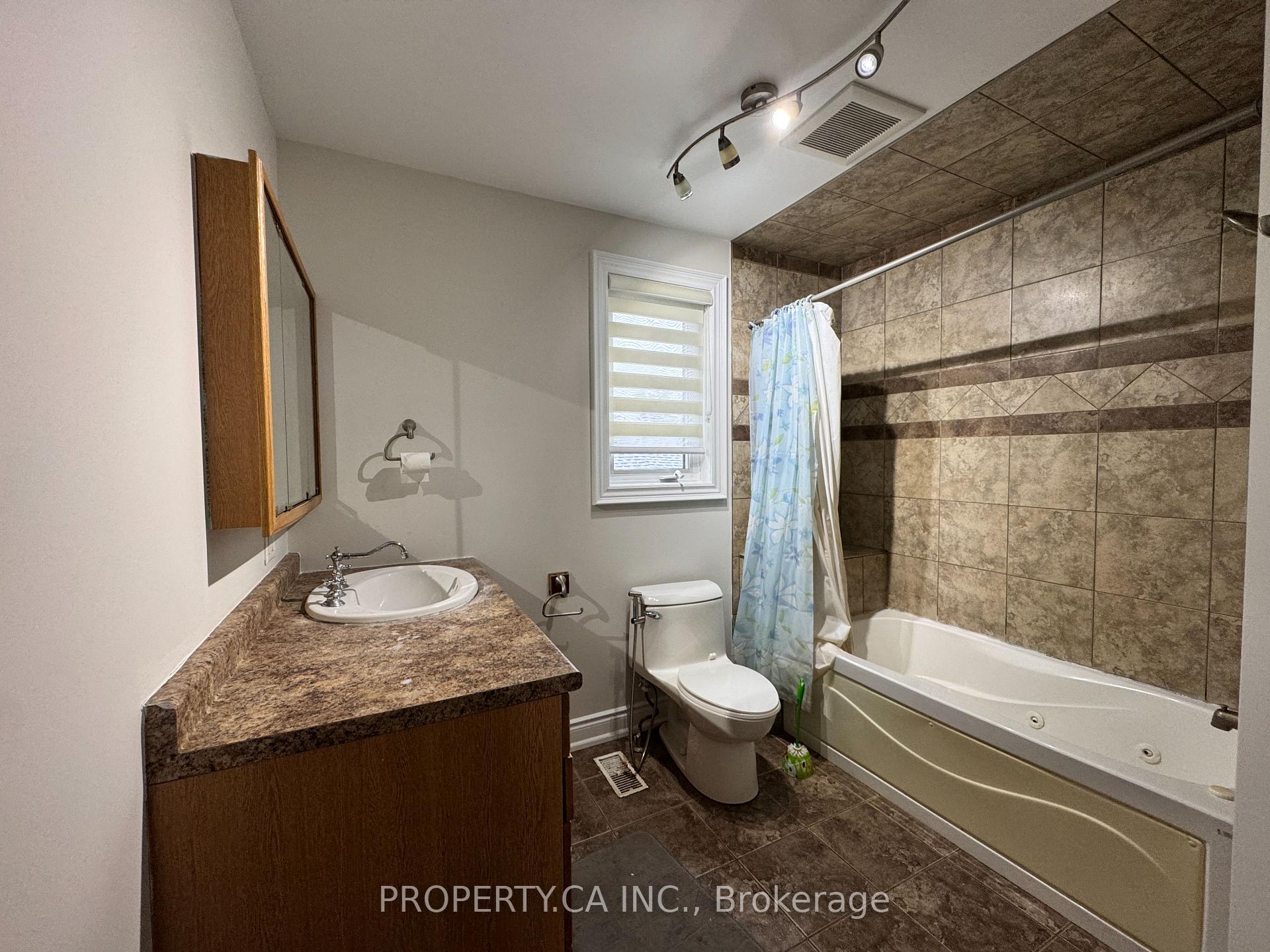 Photo 10 of 47 Queen Street N, Thorold, Thorold Downtown — HOMEH