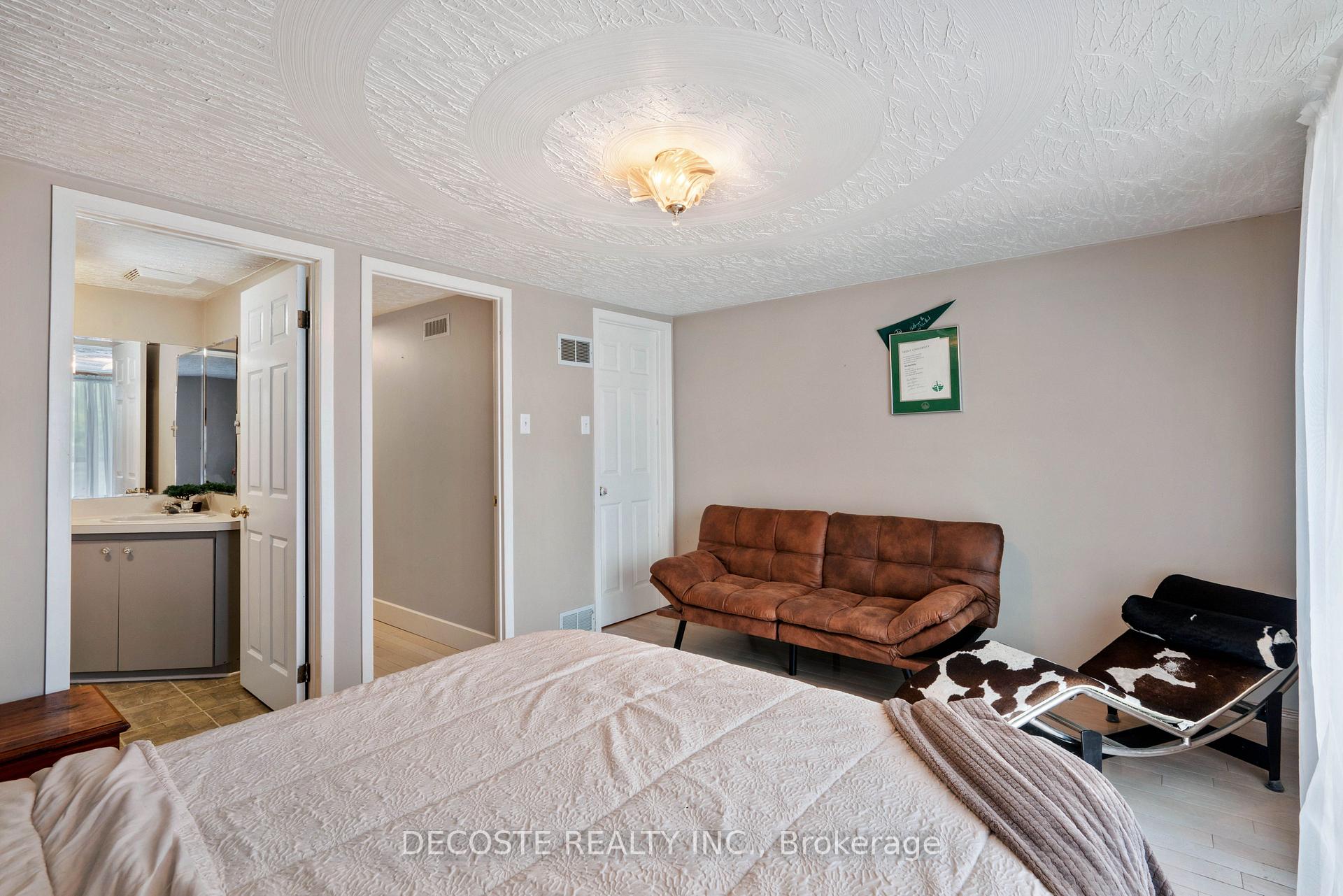 Photo 23 of 97 Clement Street, North Glengarry, Alexandria — HOMEH