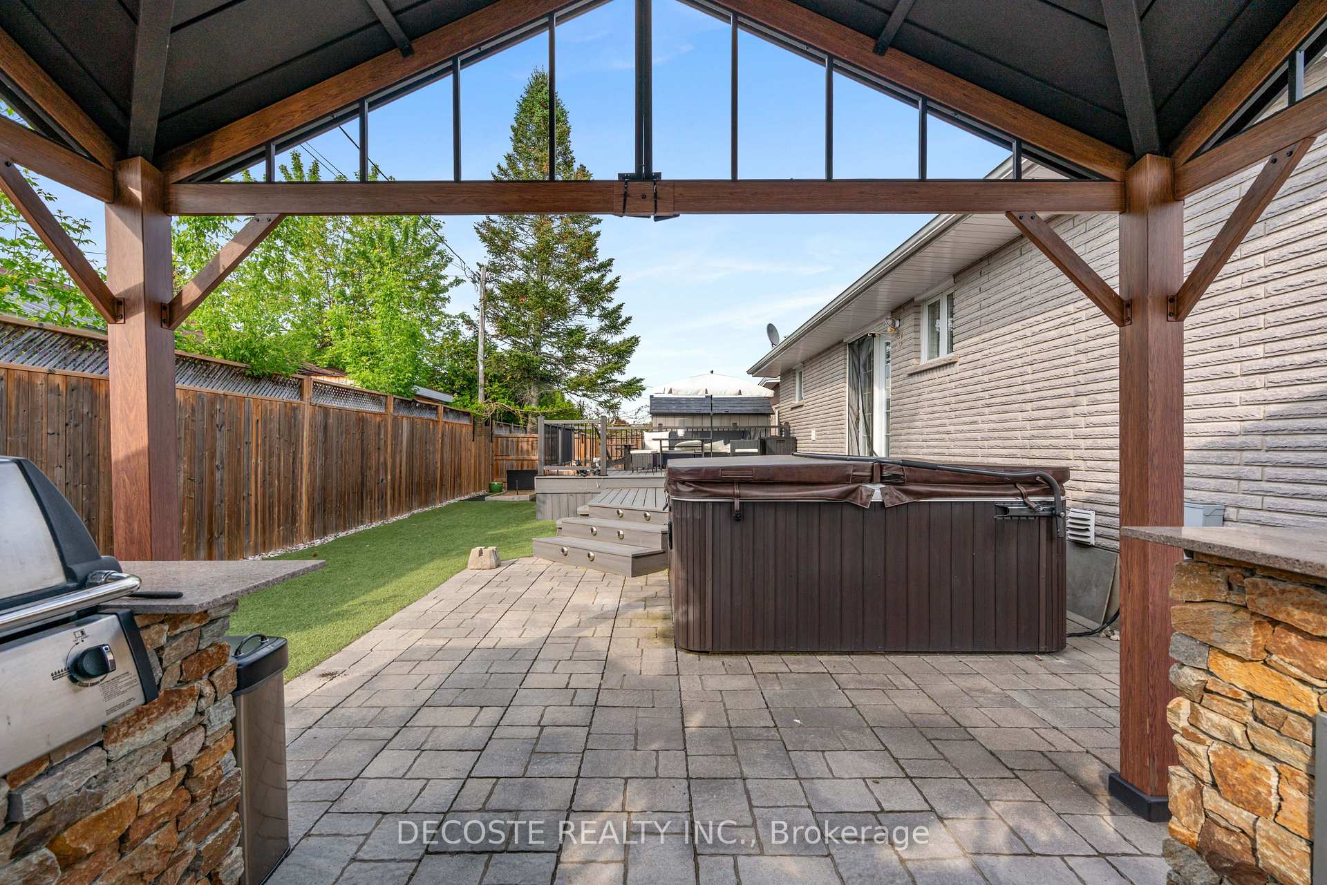Photo 38 of 97 Clement Street, North Glengarry, Alexandria — HOMEH