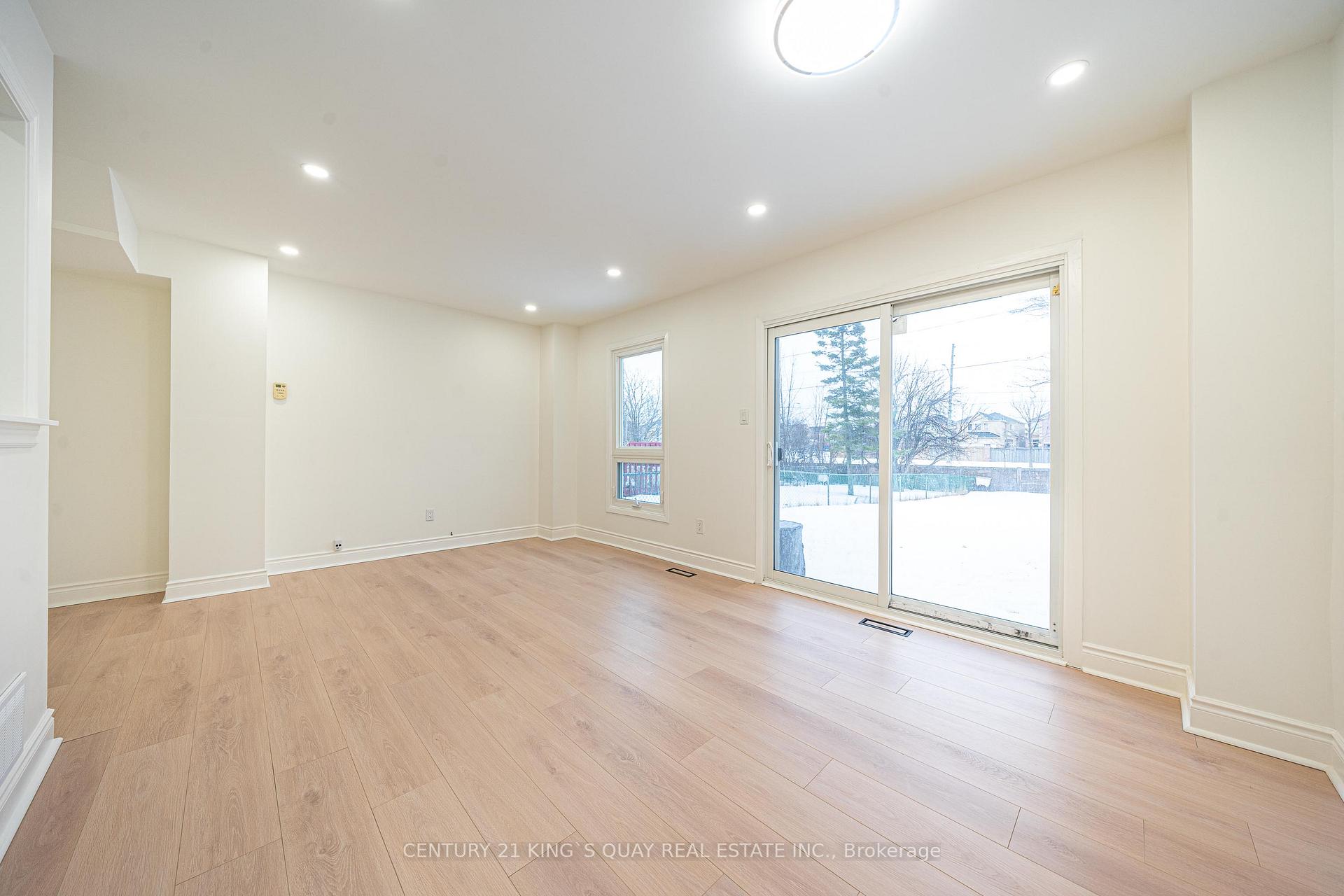 Photo 17 of 55 Hornchurch Crescent, Markham, Milliken Mills East — HOMEH