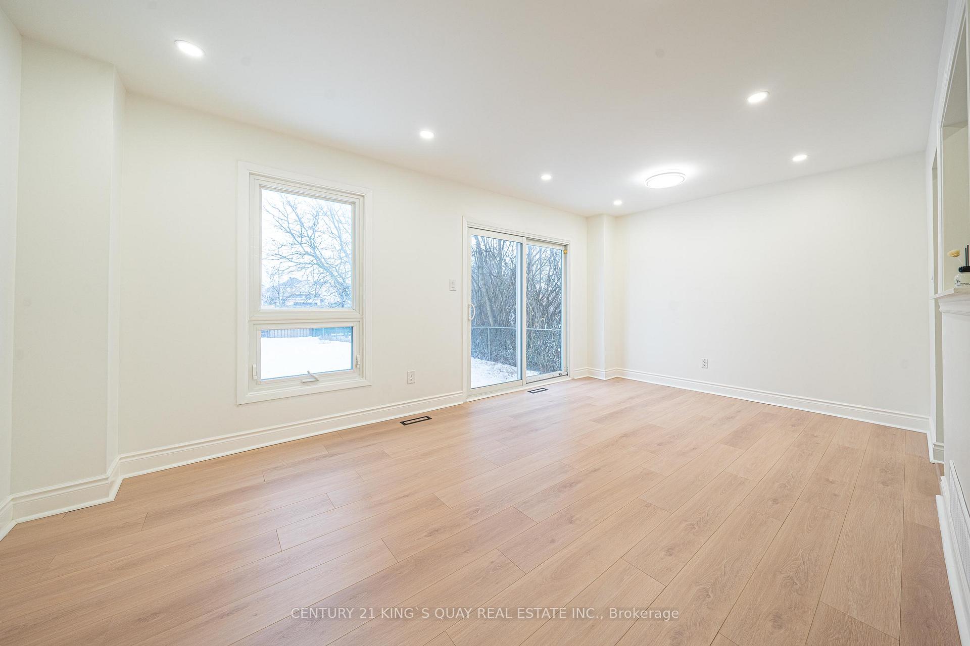 Photo 3 of 55 Hornchurch Crescent, Markham, Milliken Mills East — HOMEH