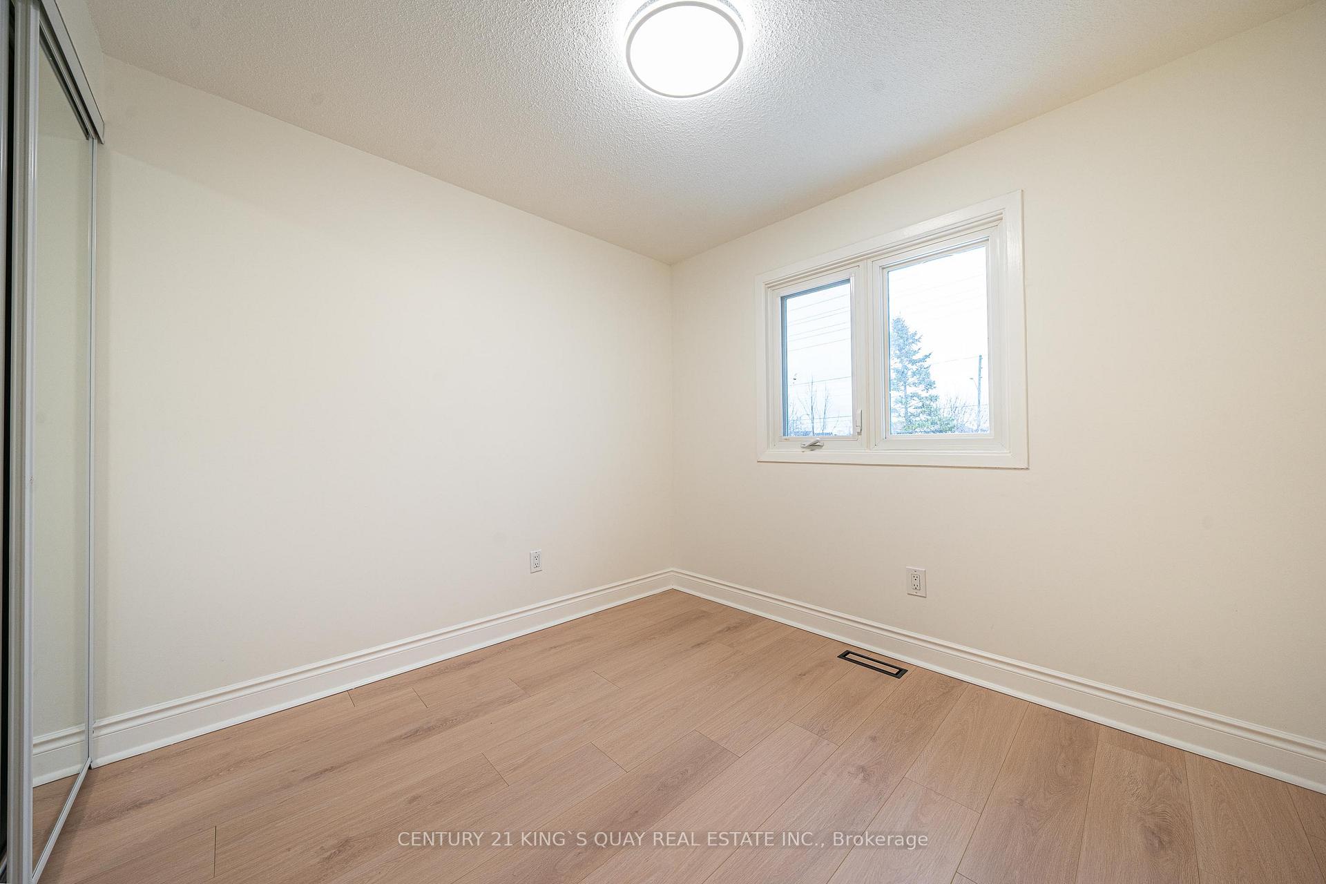 Photo 8 of 55 Hornchurch Crescent, Markham, Milliken Mills East — HOMEH