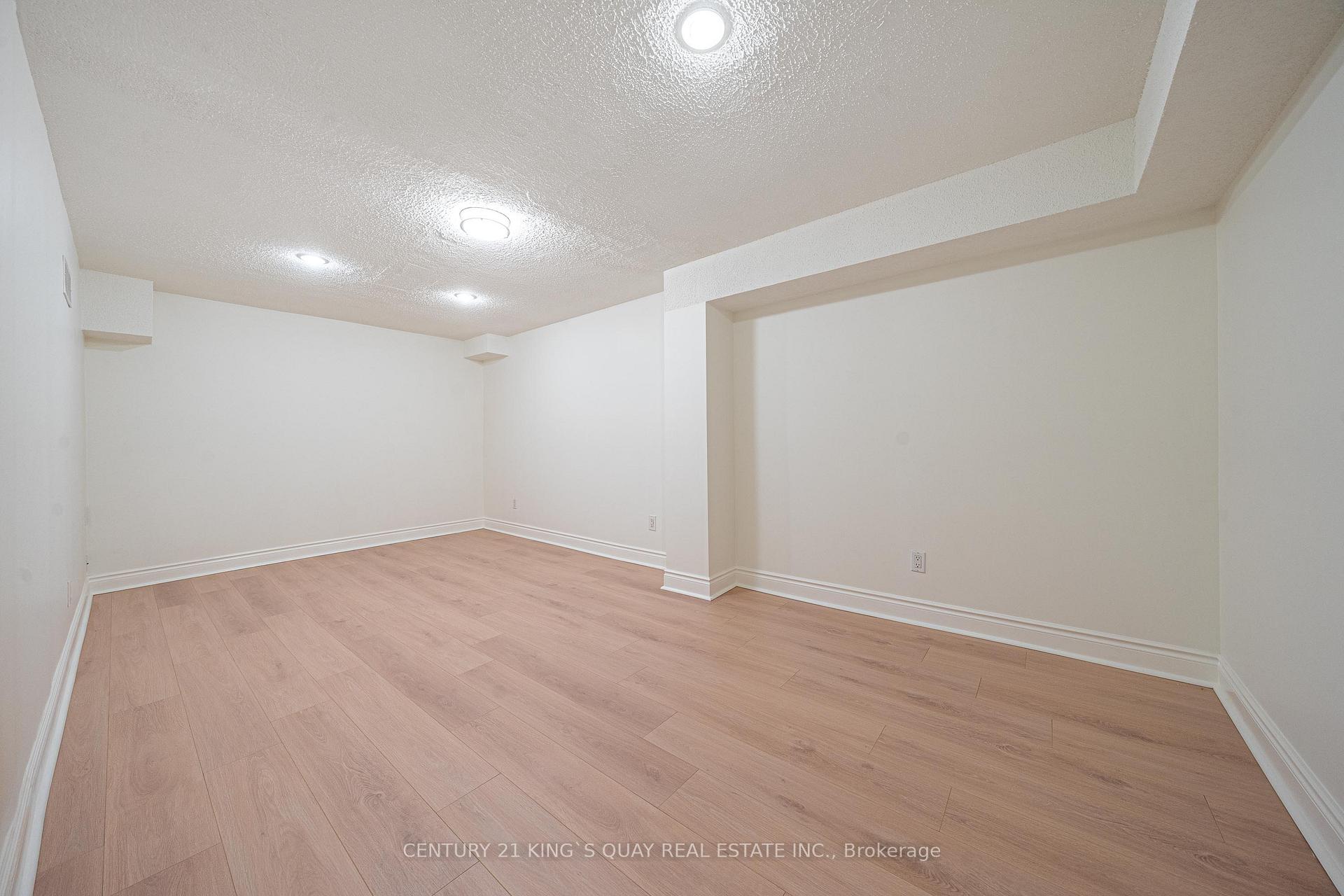 Photo 27 of 55 Hornchurch Crescent, Markham, Milliken Mills East — HOMEH