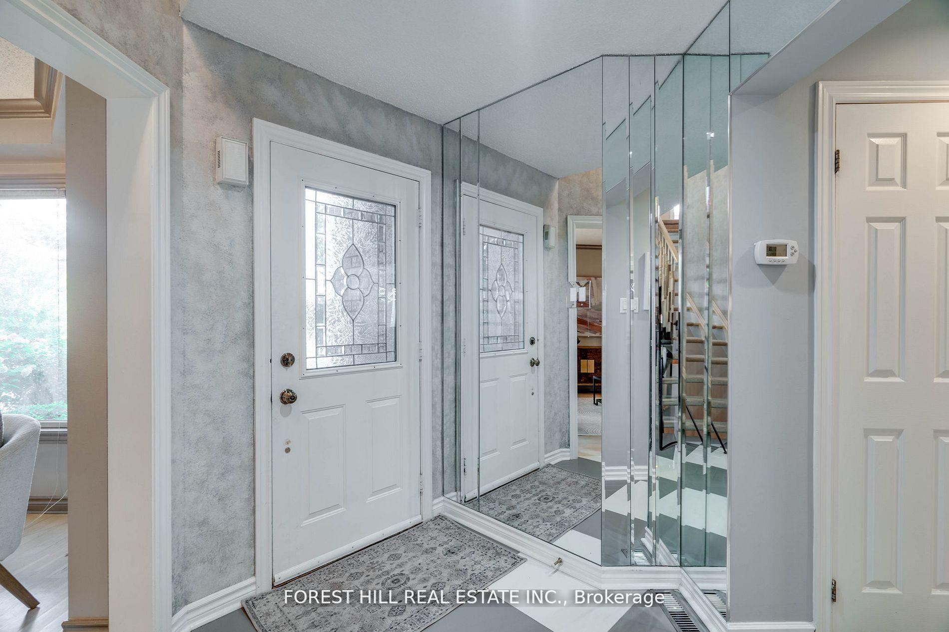 Photo 2 of 109 Downing Boulevard, Vaughan, Uplands — HOMEH
