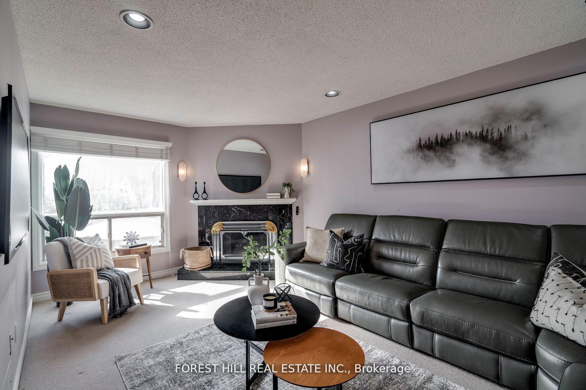 Photo 6 of 109 Downing Boulevard, Vaughan, Uplands — HOMEH