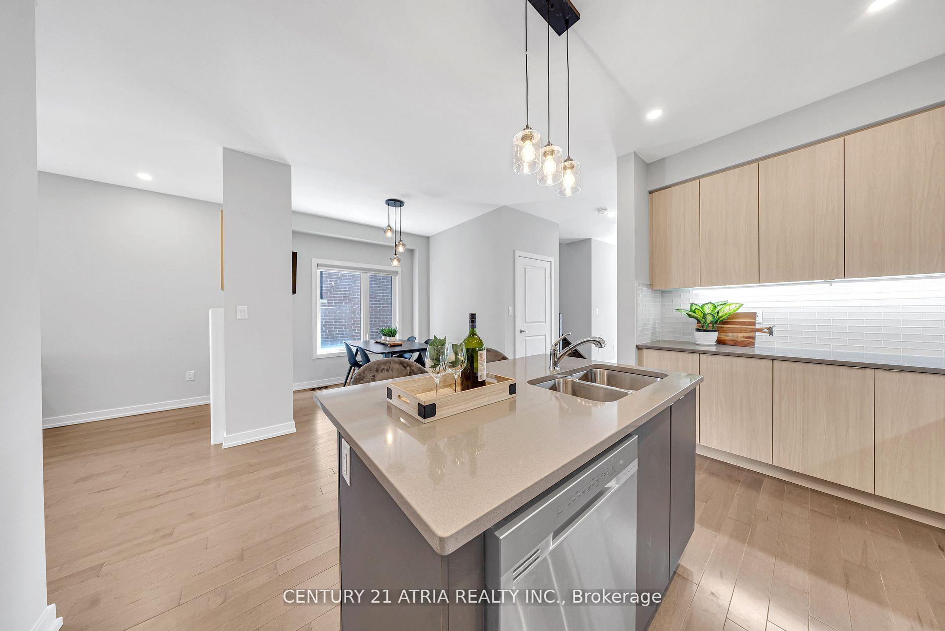 Photo 13 of 10 Sam Priestley Avenue, Markham, Cornell — HOMEH